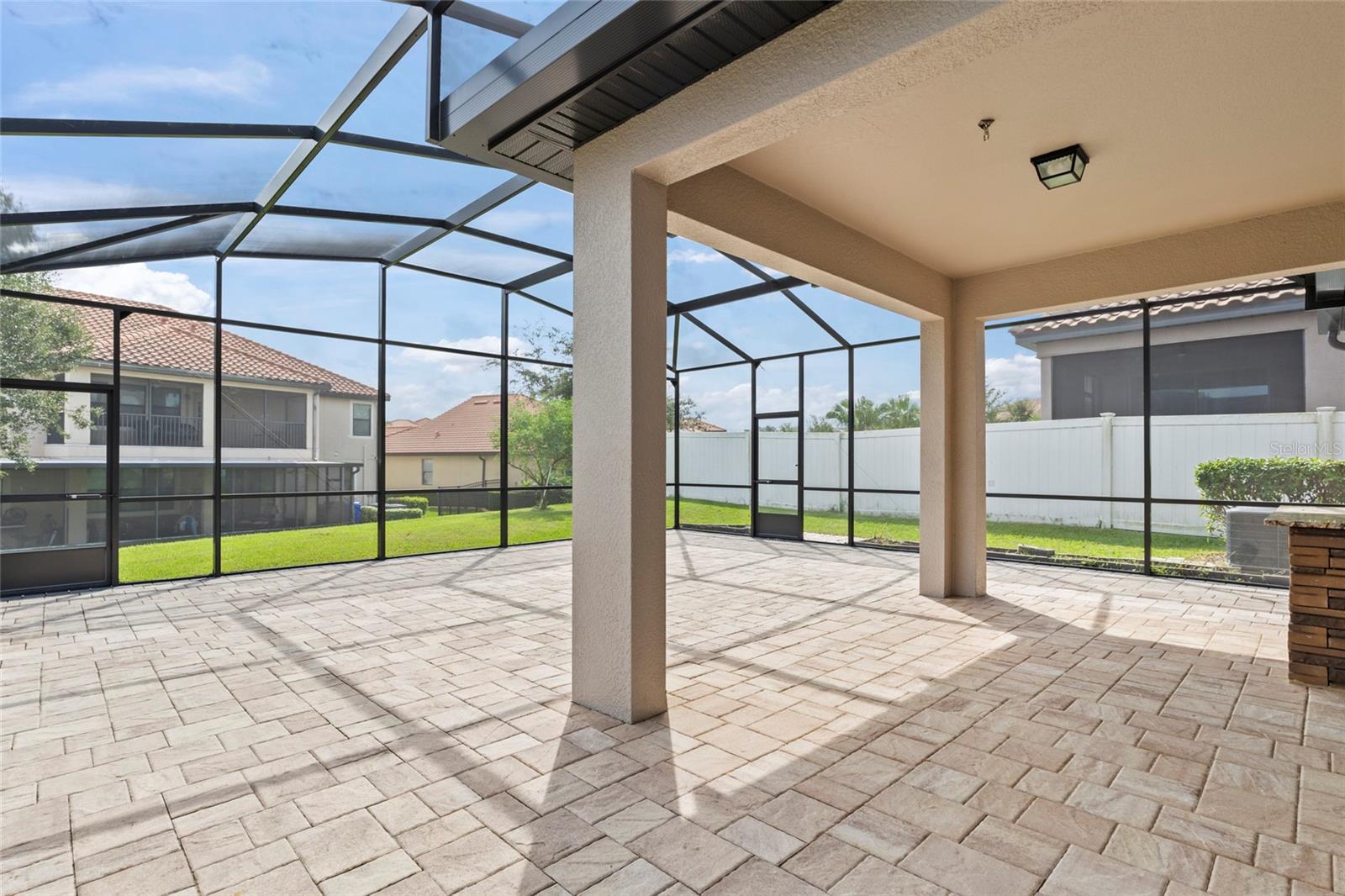 Image 60 of 75 For 4227 Prima Lago Drive