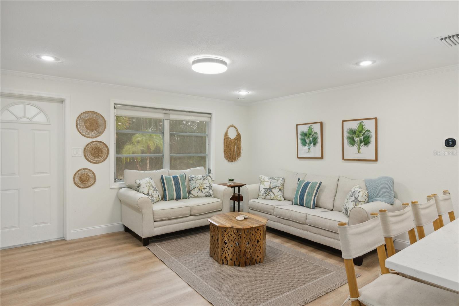 Image 6 of 40 For 578-580 Companion Way
