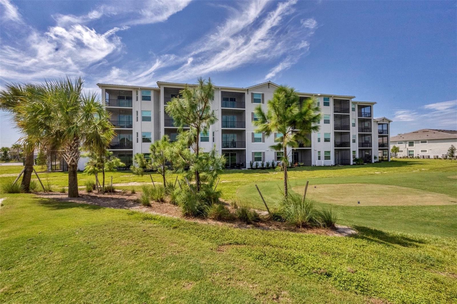 Image 21 of 36 For 12320 Wellen Golf St  105