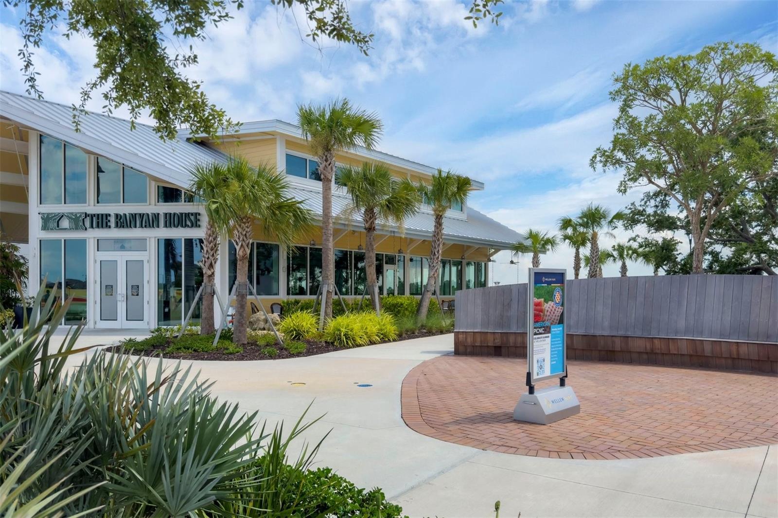 Image 34 of 36 For 12320 Wellen Golf St  105