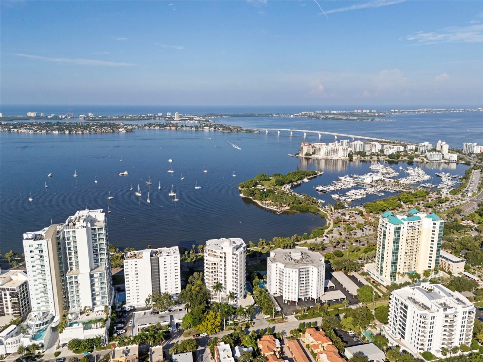 Listing photo id 23 for 500 Palm Avenue 81