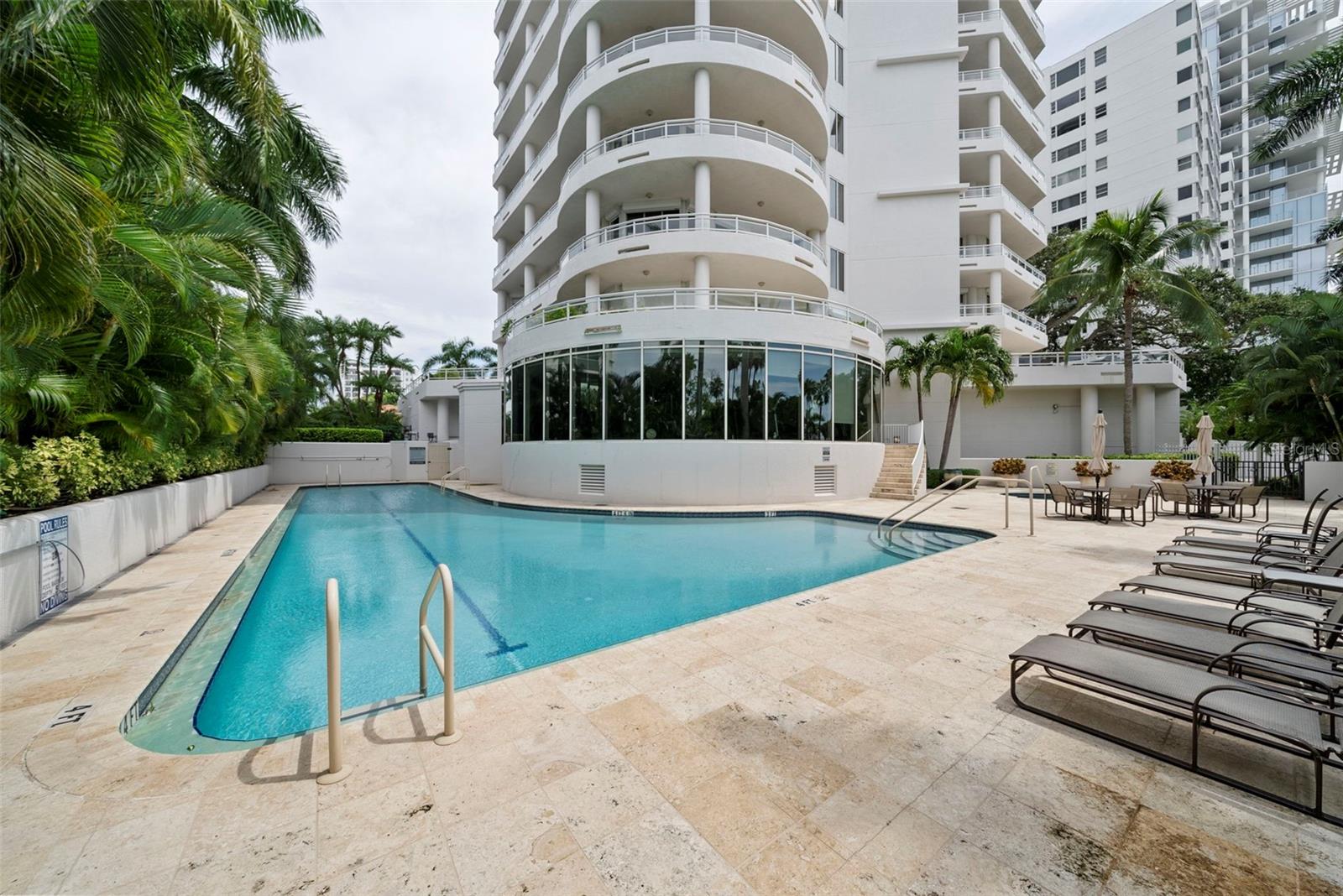 Listing photo id 67 for 500 Palm Avenue 81