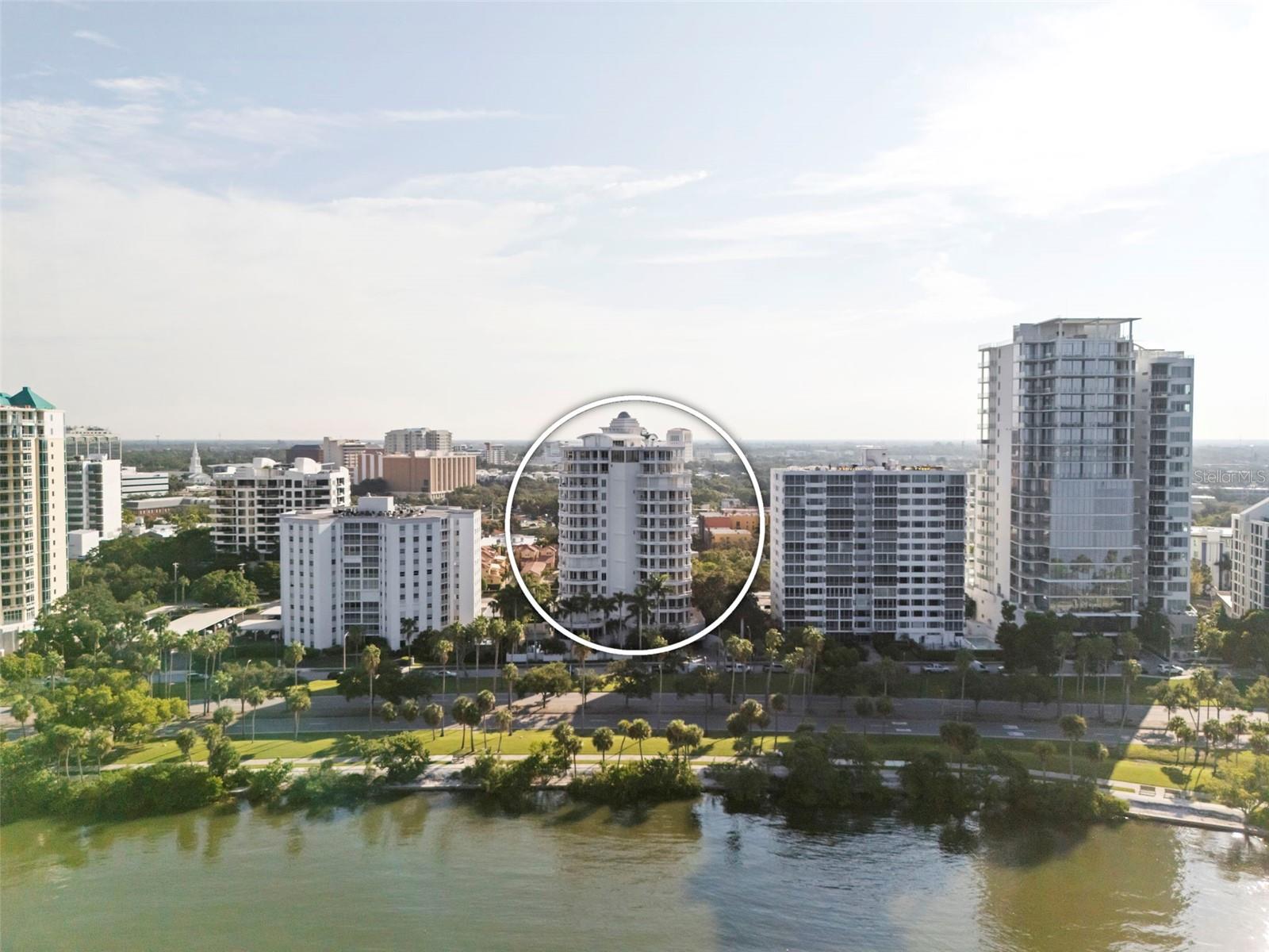 Listing photo id 75 for 500 Palm Avenue 81