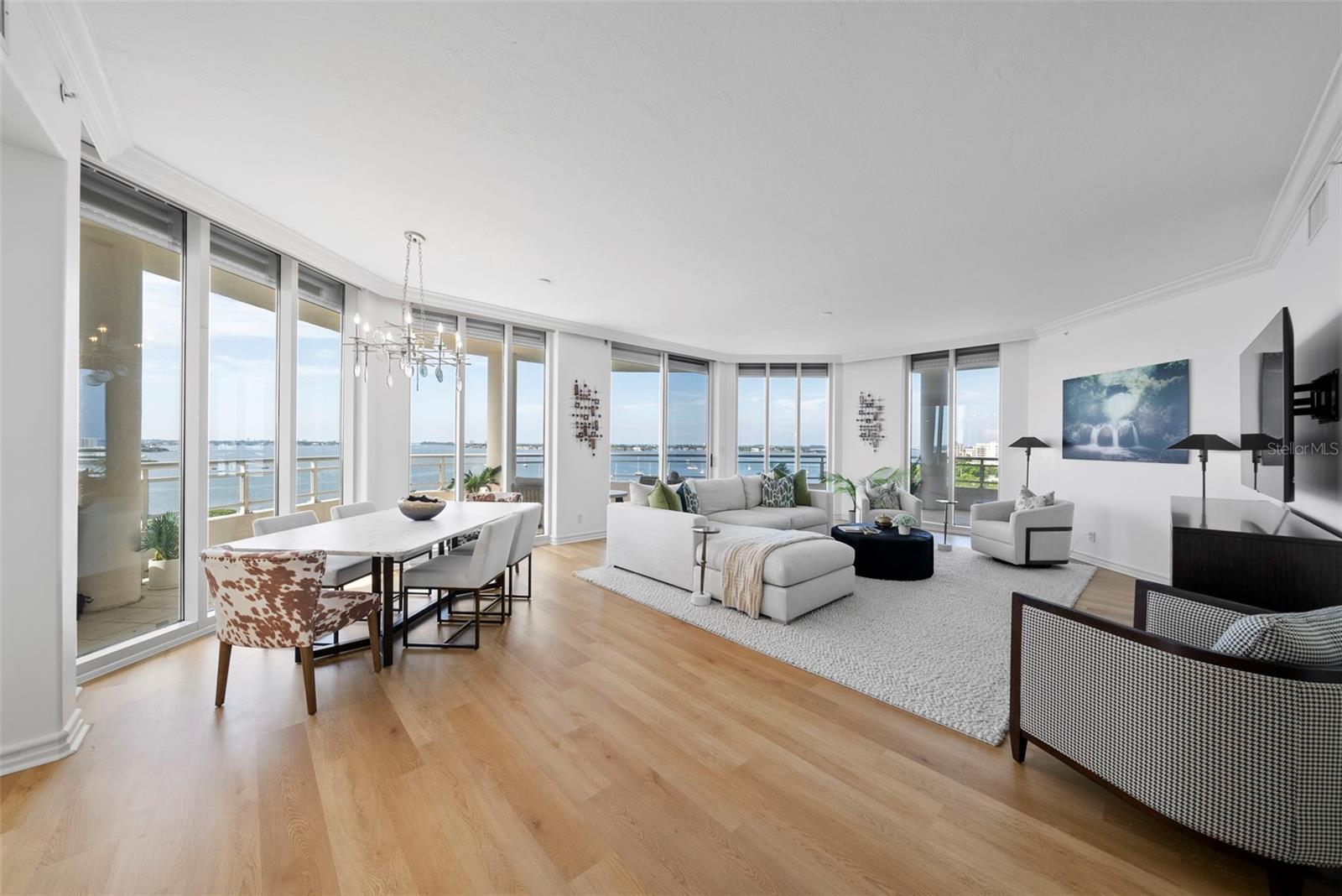 Listing photo id 6 for 500 Palm Avenue 81