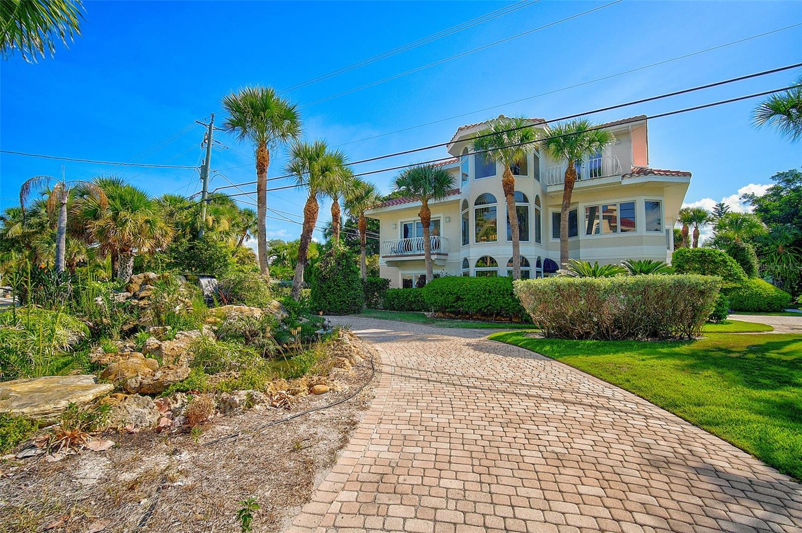 Listing photo id 1 for 3616 Casey Key Road