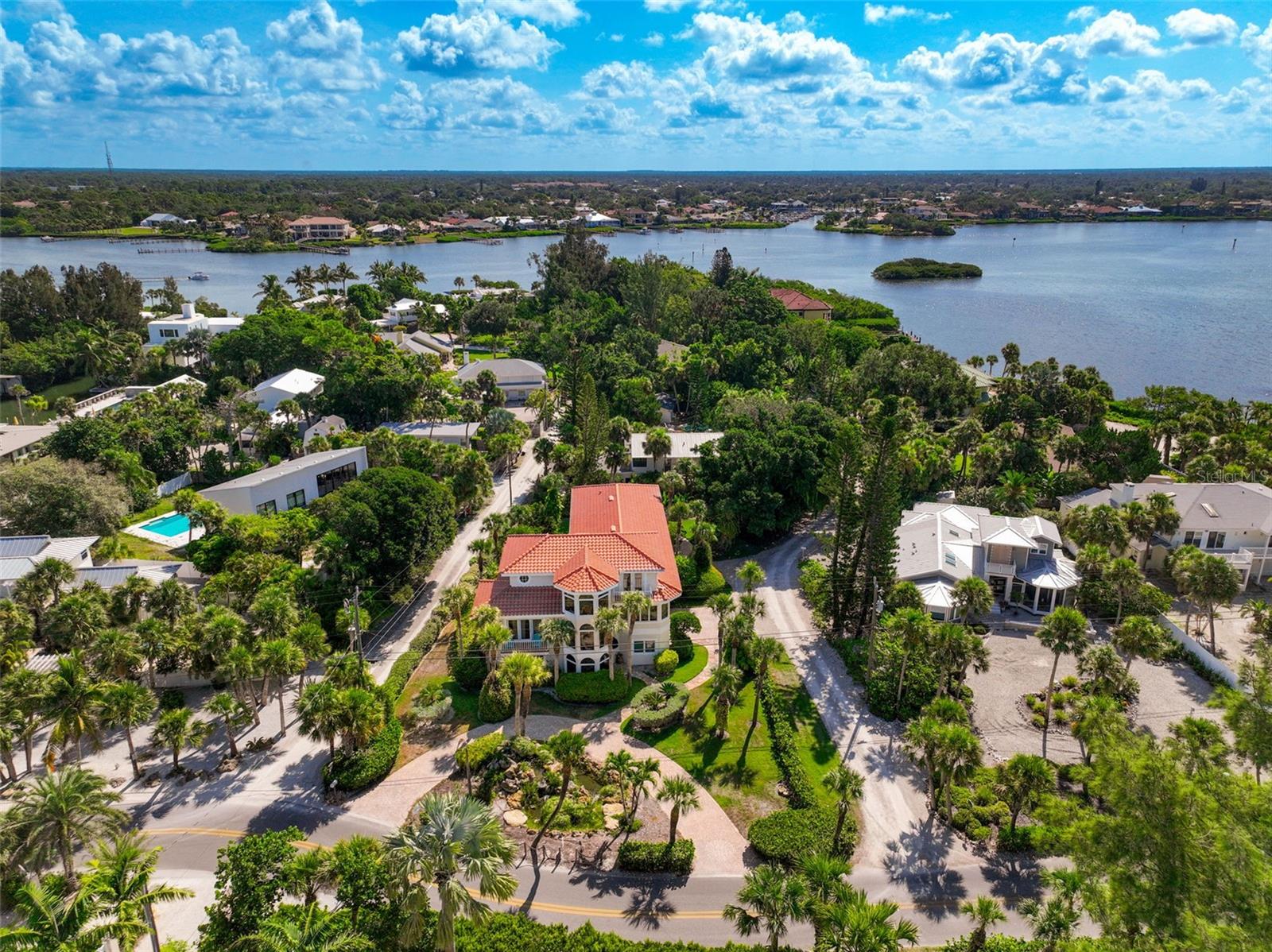 Listing photo id 53 for 3616 Casey Key Road