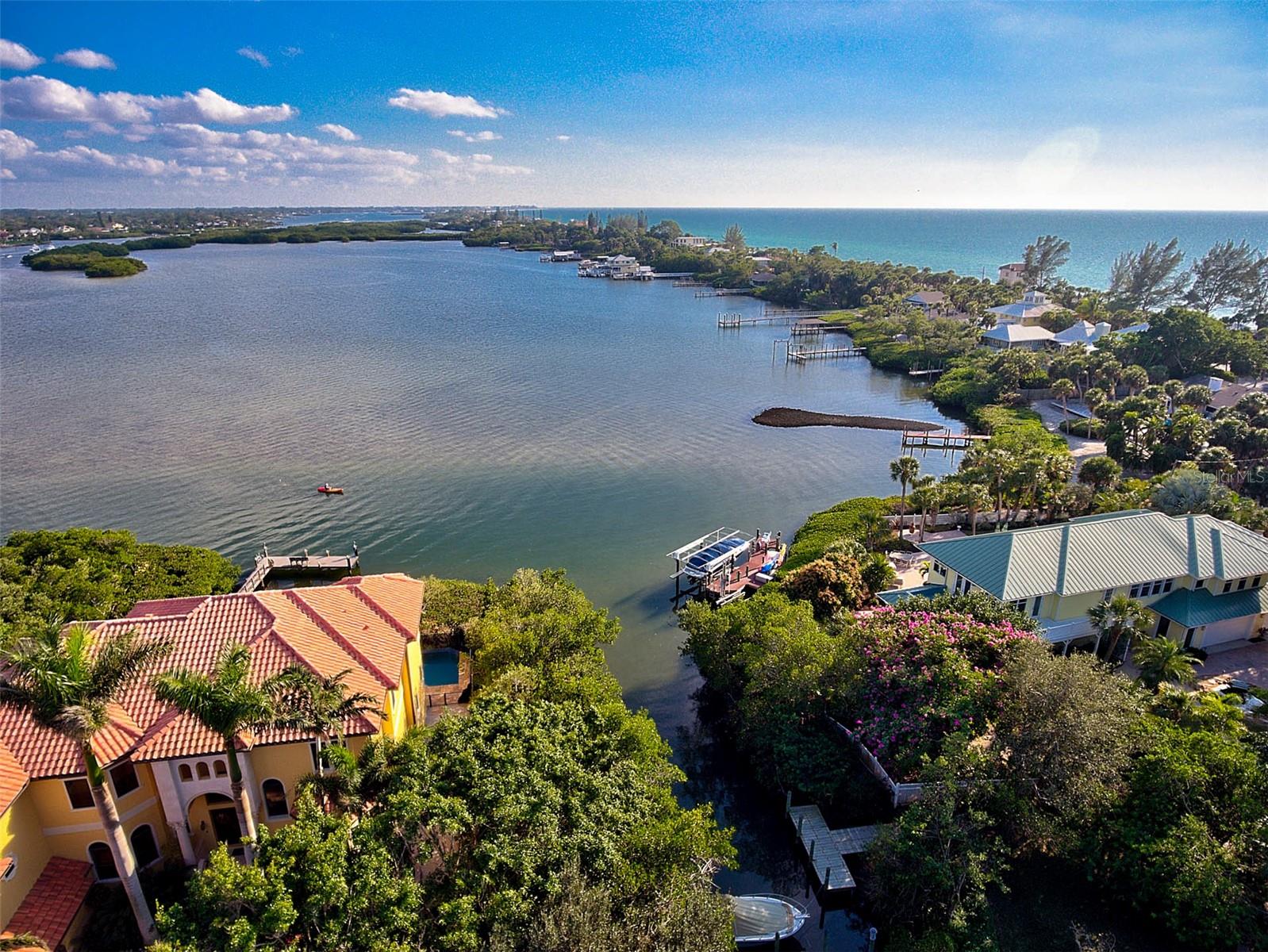 Listing photo id 67 for 3616 Casey Key Road