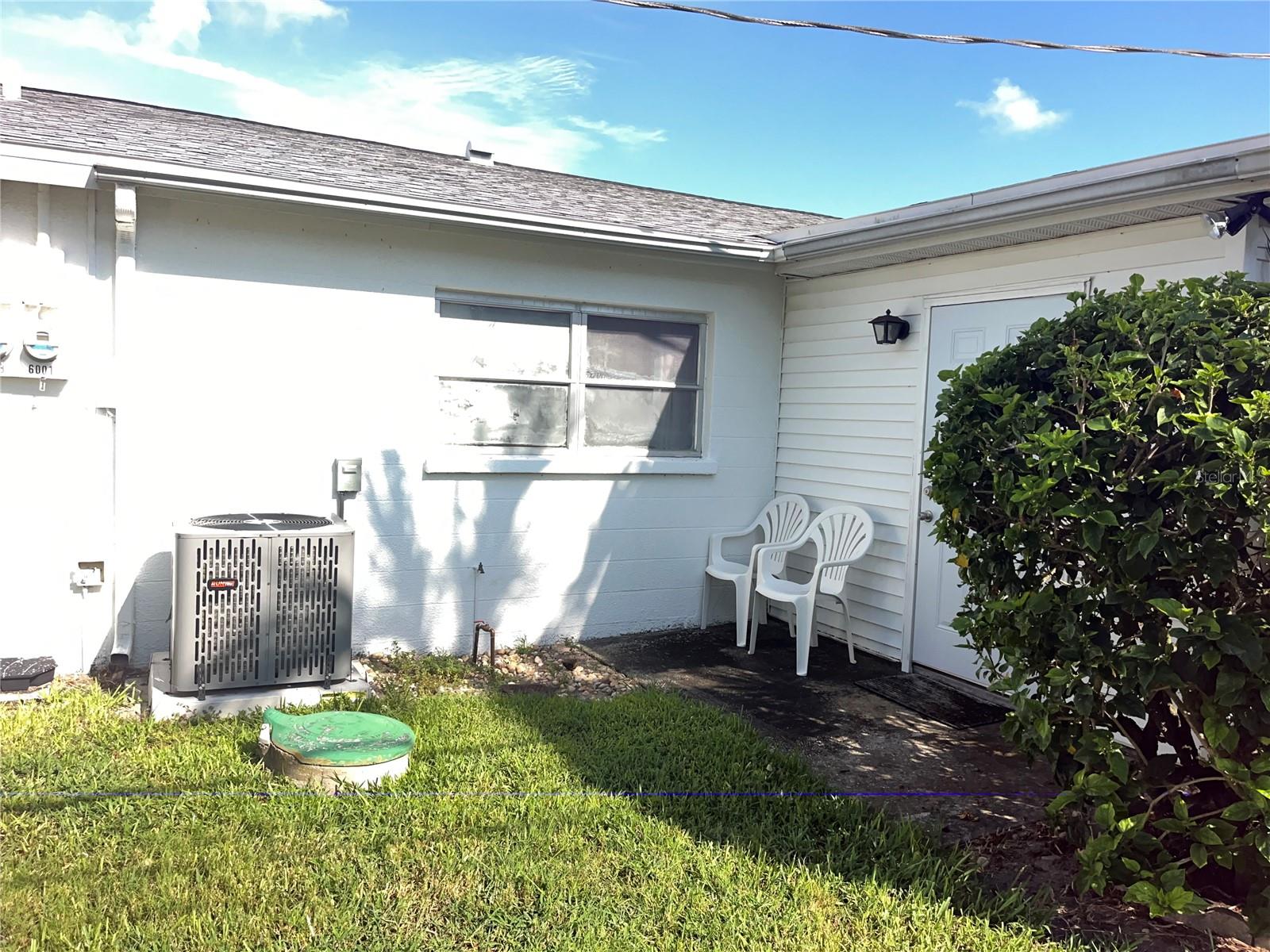 Image 11 of 40 For 6003 Coral Way 151