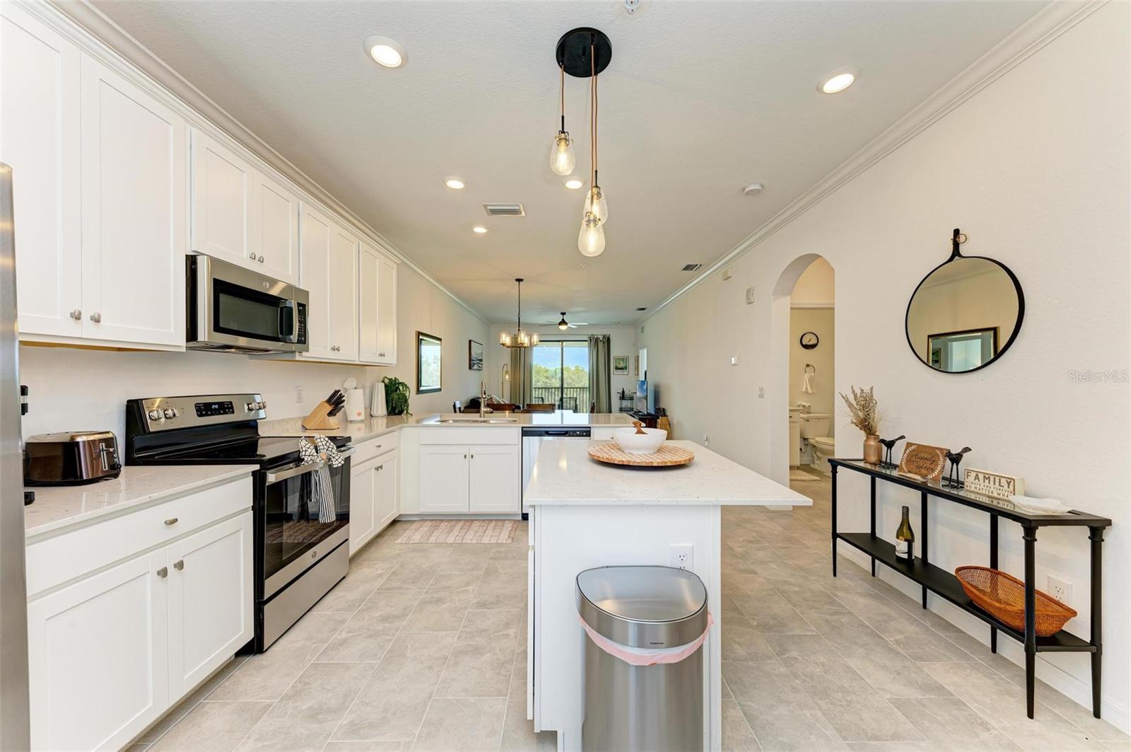 Image 13 of 68 For 18114 Gawthrop Drive 403