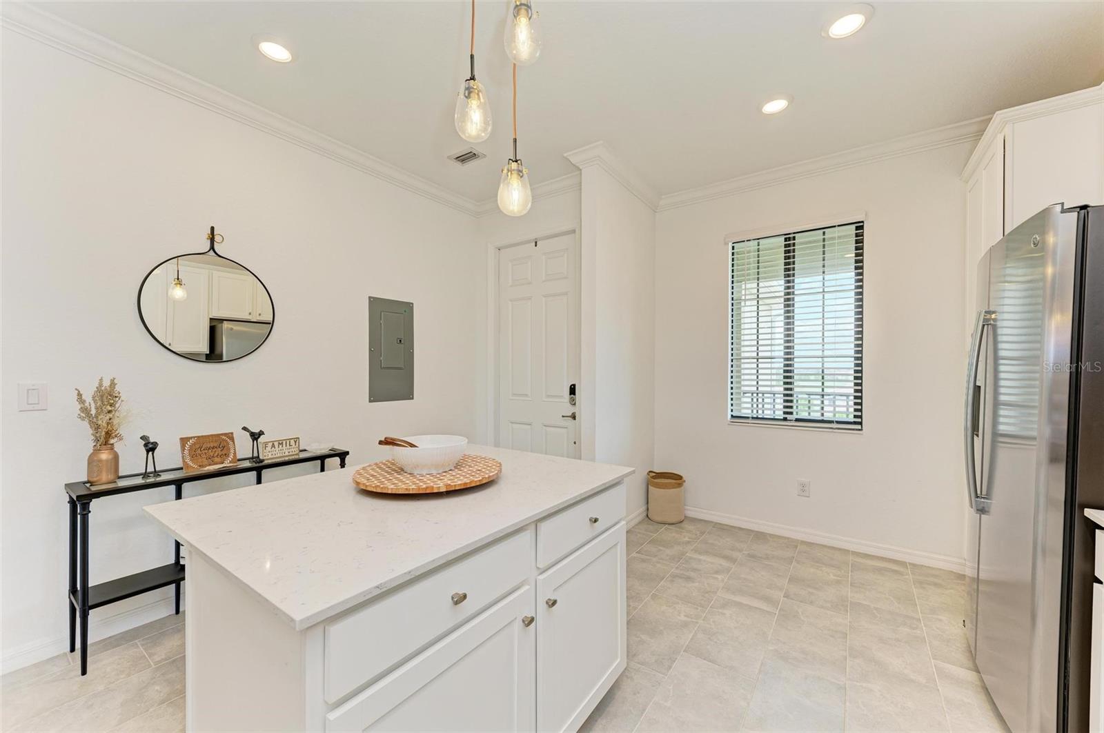 Image 14 of 68 For 18114 Gawthrop Drive 403