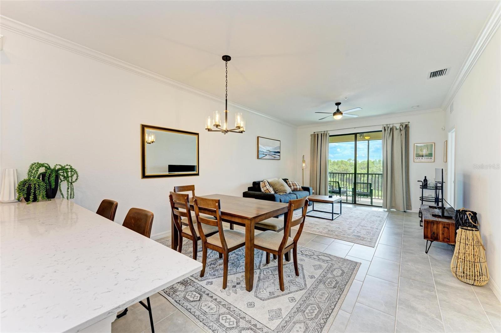 Image 15 of 68 For 18114 Gawthrop Drive 403