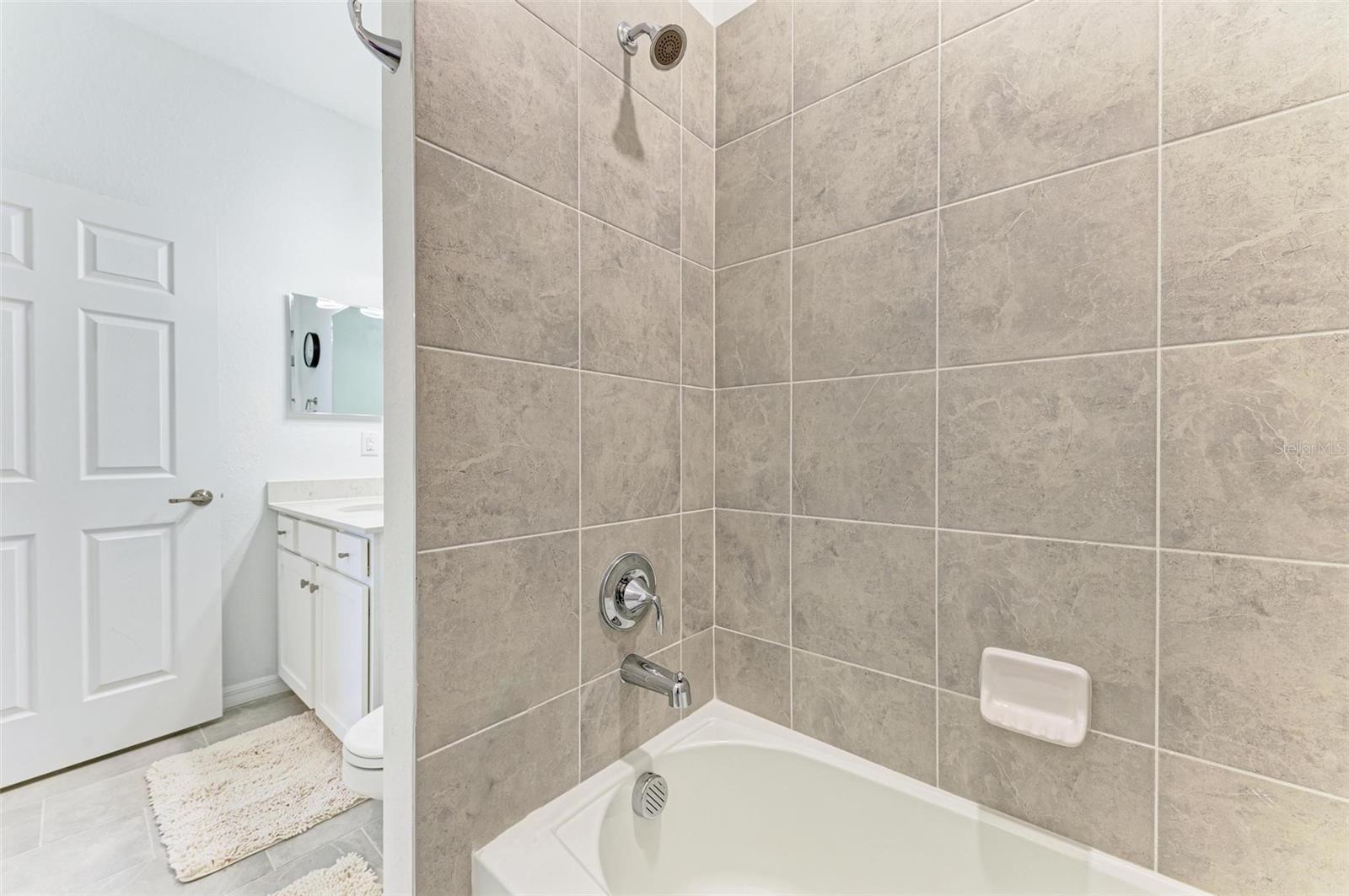 Image 36 of 68 For 18114 Gawthrop Drive 403