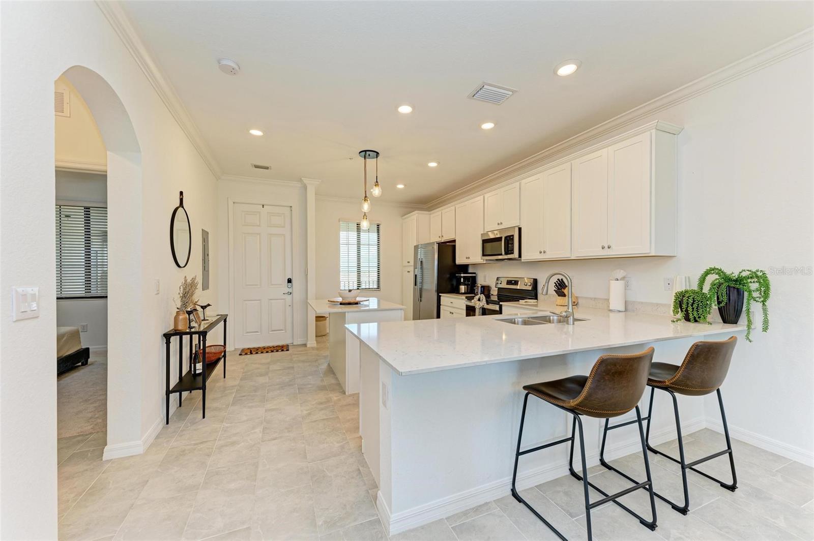 Image 6 of 68 For 18114 Gawthrop Drive 403