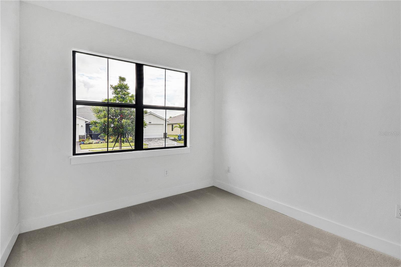Image 17 of 20 For 18868 Dayspring Place