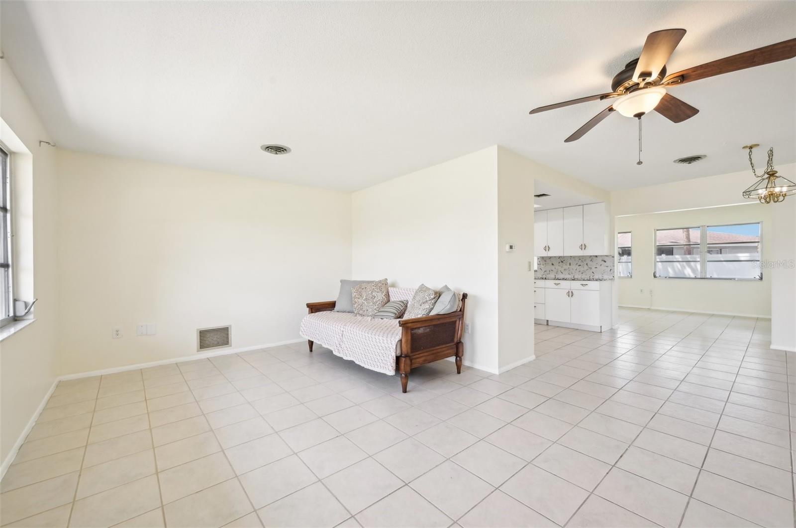 Image 4 of 28 For 1020 Gasparilla Boulevard