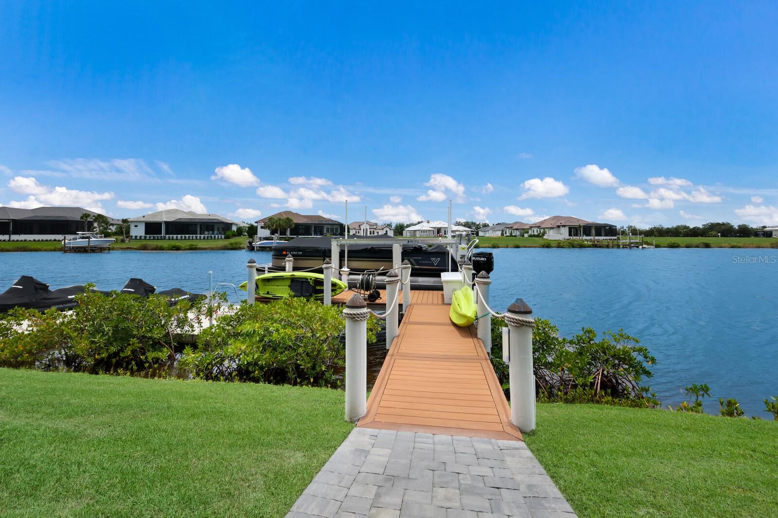 Listing photo id 64 for 11505 Harbourside Lane