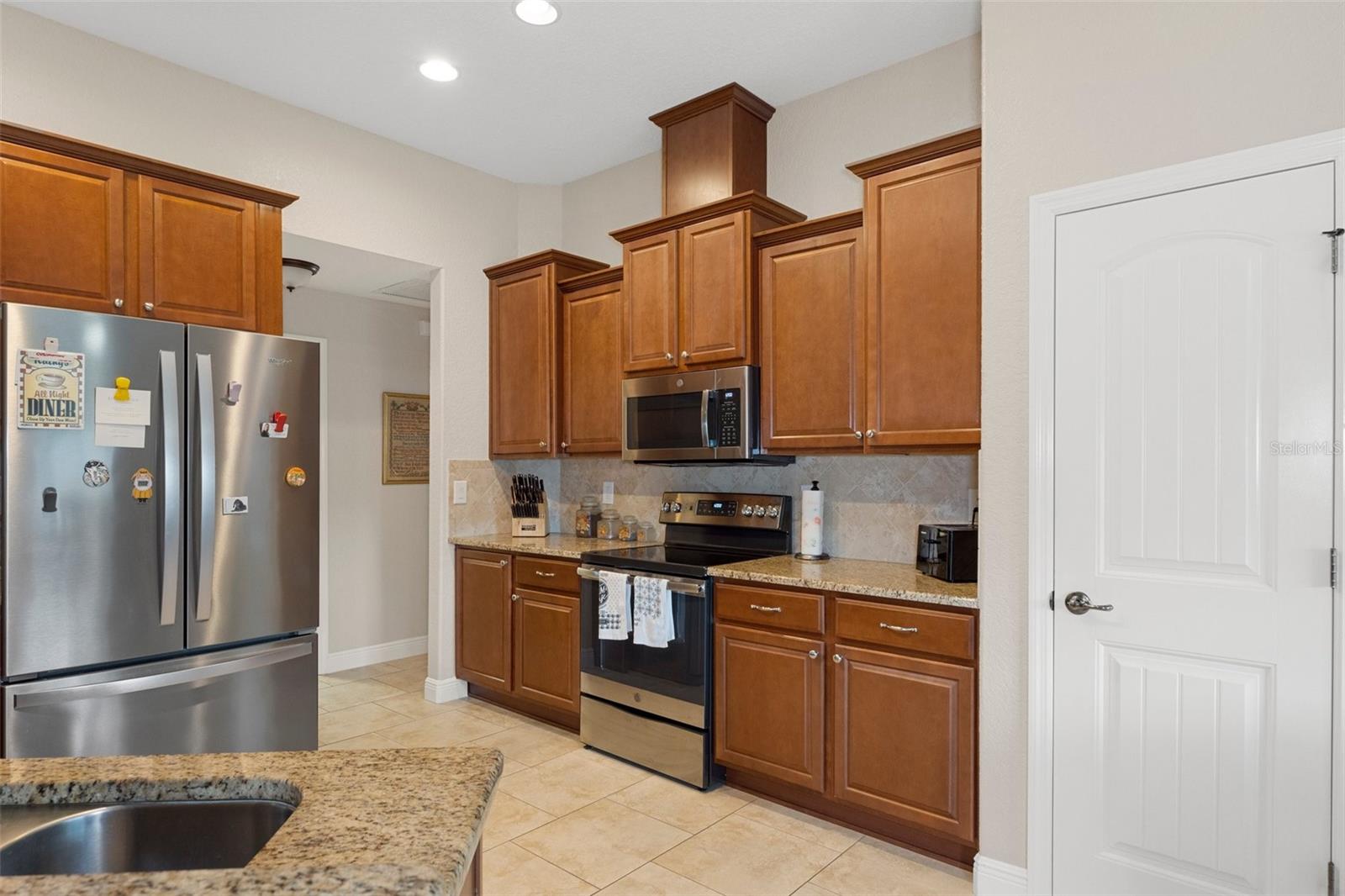 Image 15 of 44 For 11358 Lomita Wren Road