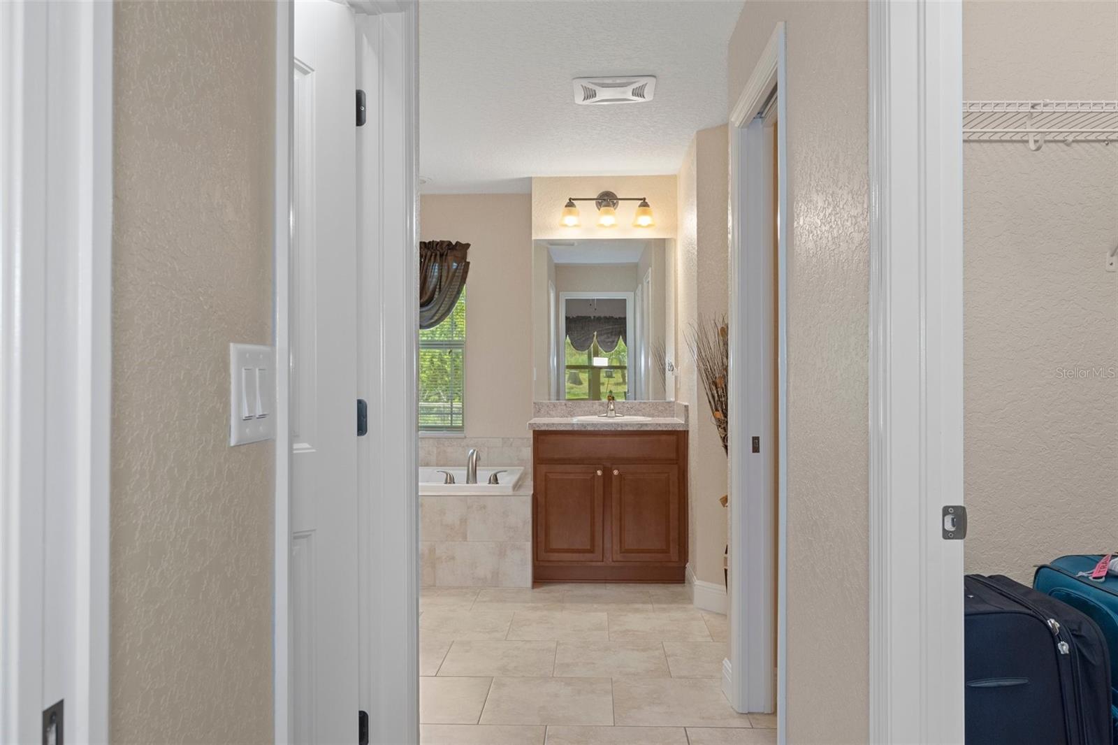 Image 23 of 44 For 11358 Lomita Wren Road