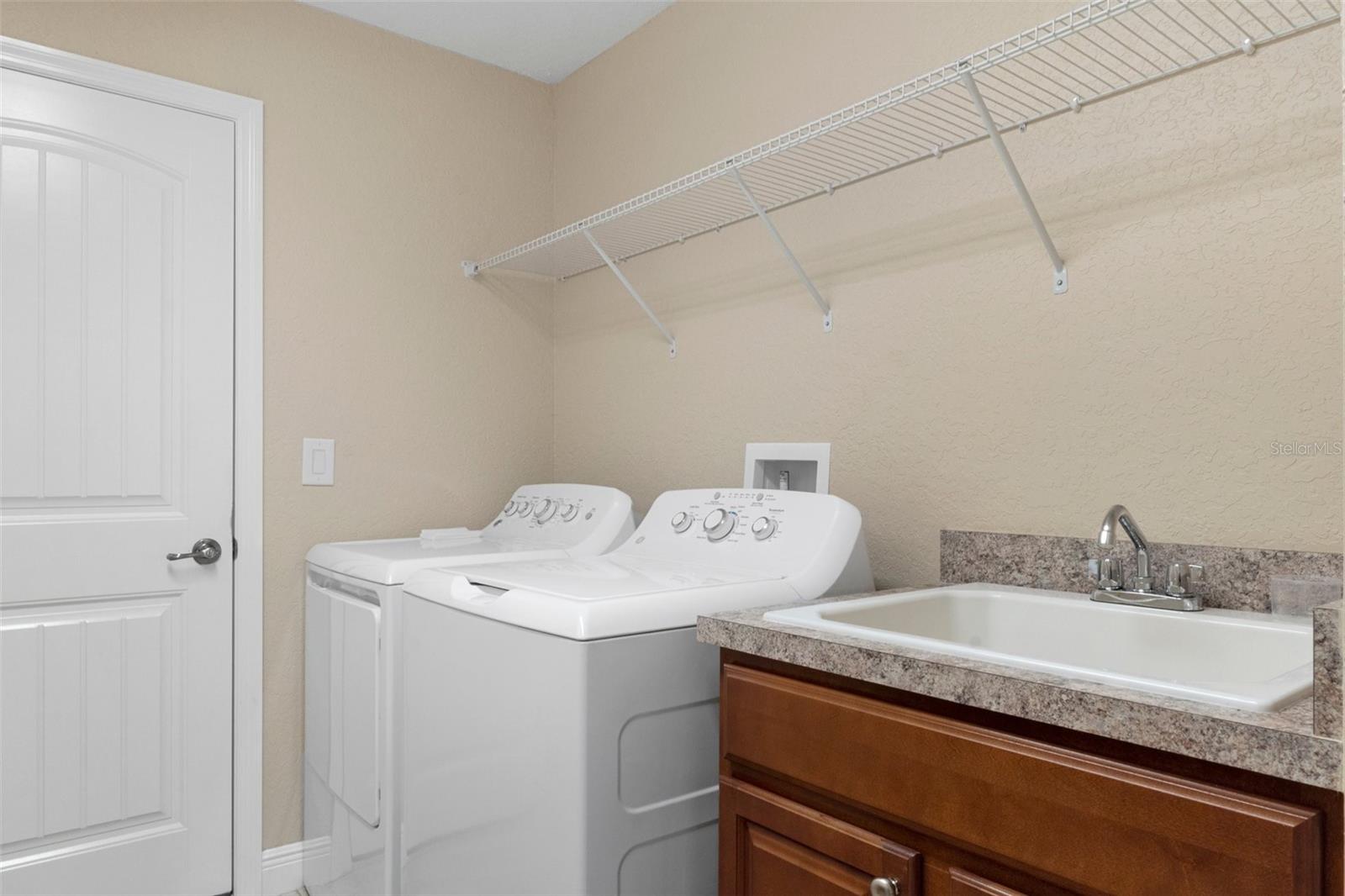 Image 30 of 44 For 11358 Lomita Wren Road