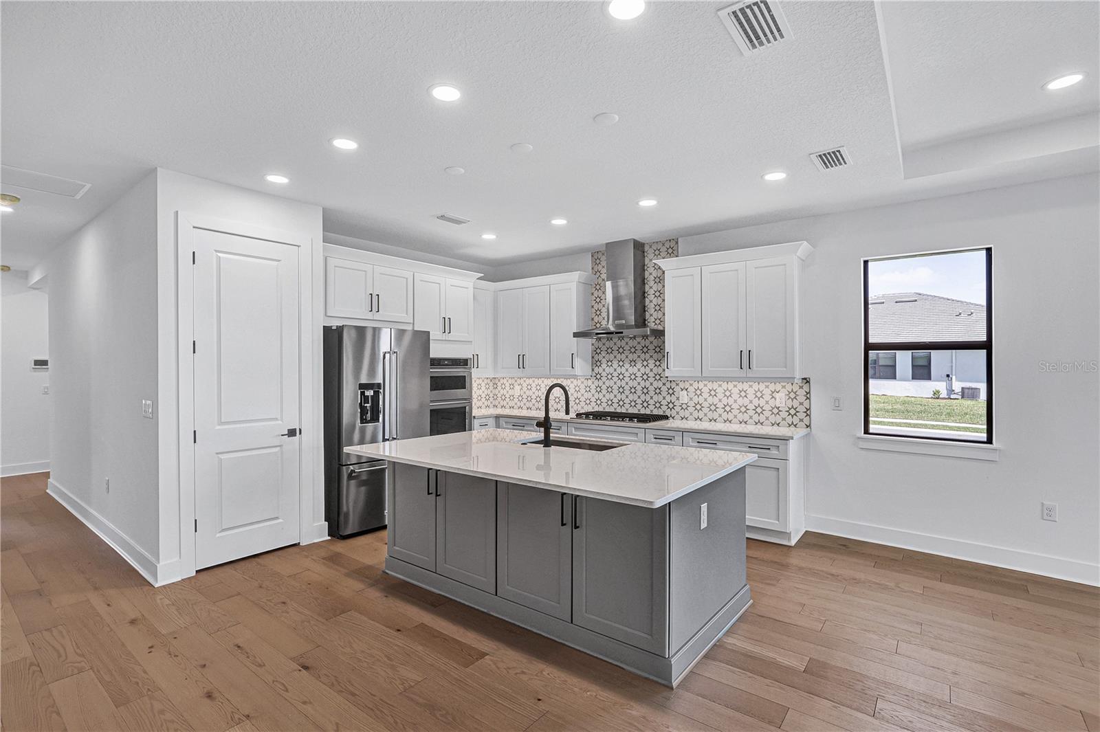 Image 7 of 28 For 18824 Dayspring Place