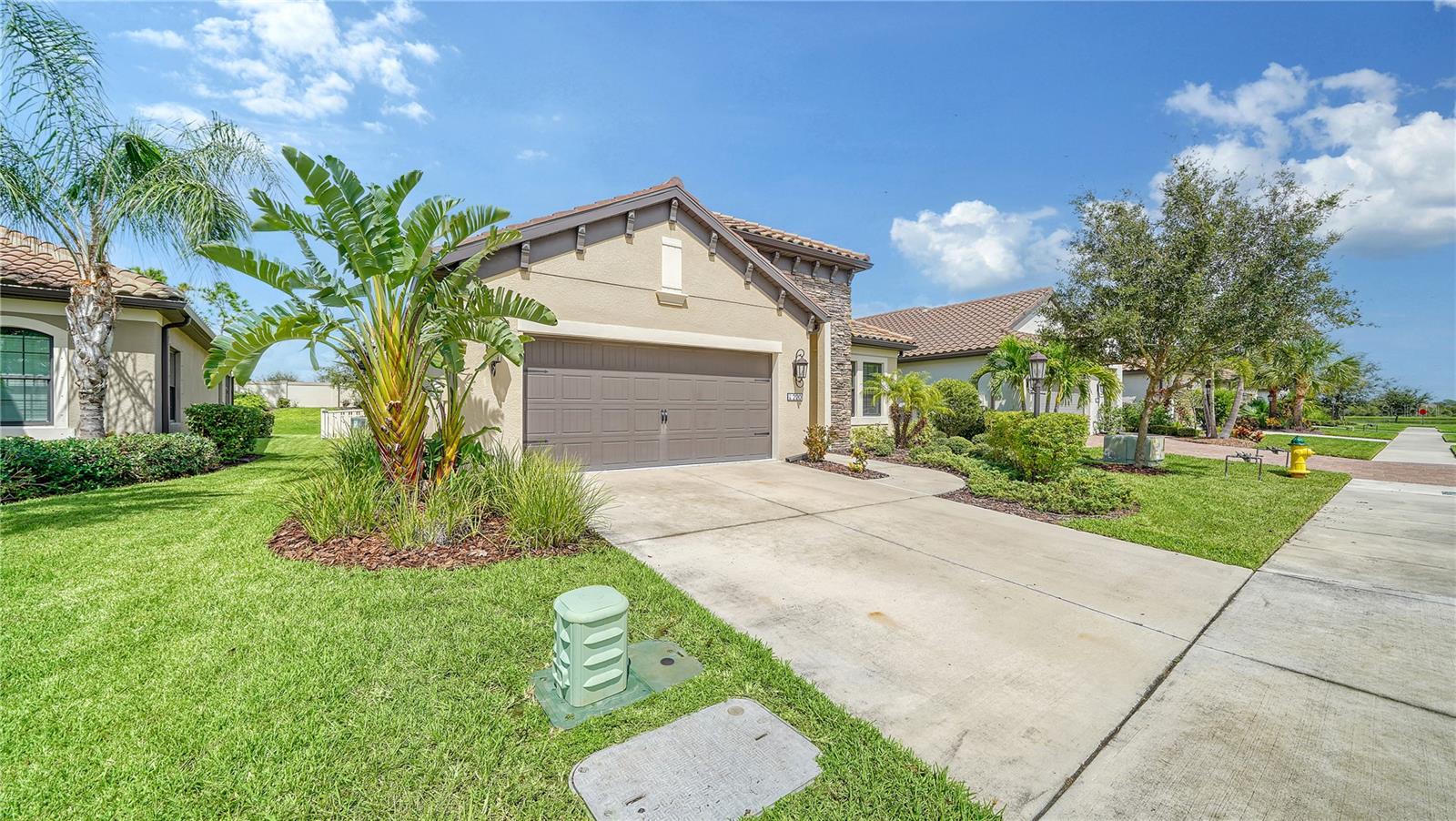 Details for 220 Capriana Court, NOKOMIS, FL 34275