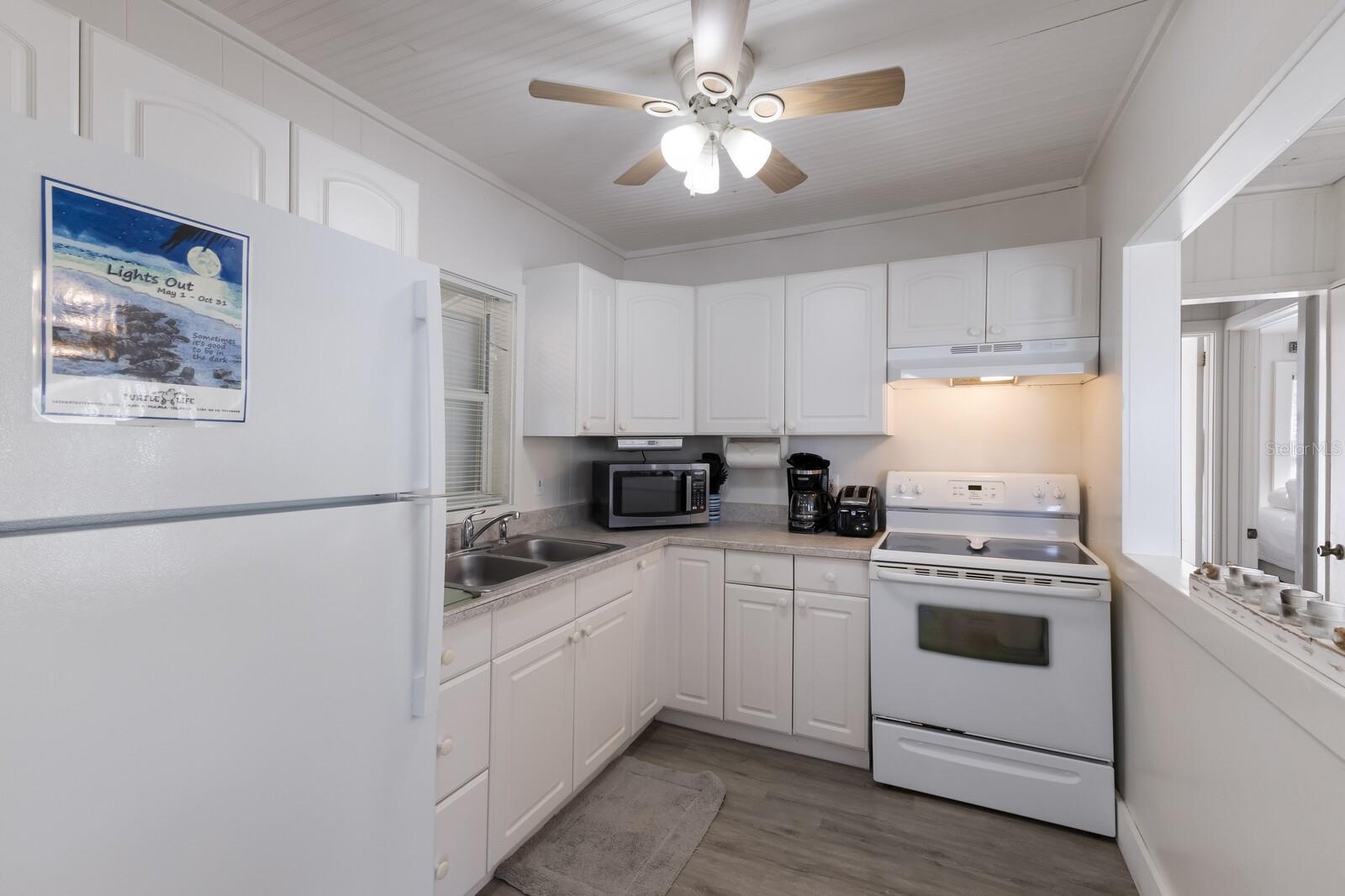 Image 79 of 99 For 3007 Avenue F  3