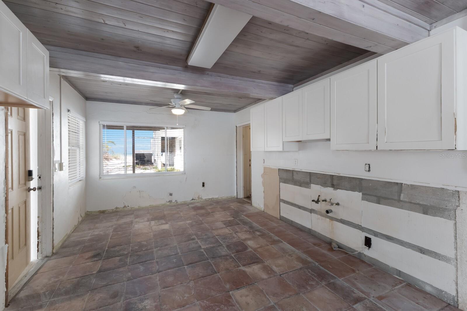 Image 92 of 99 For 3007 Avenue F  3
