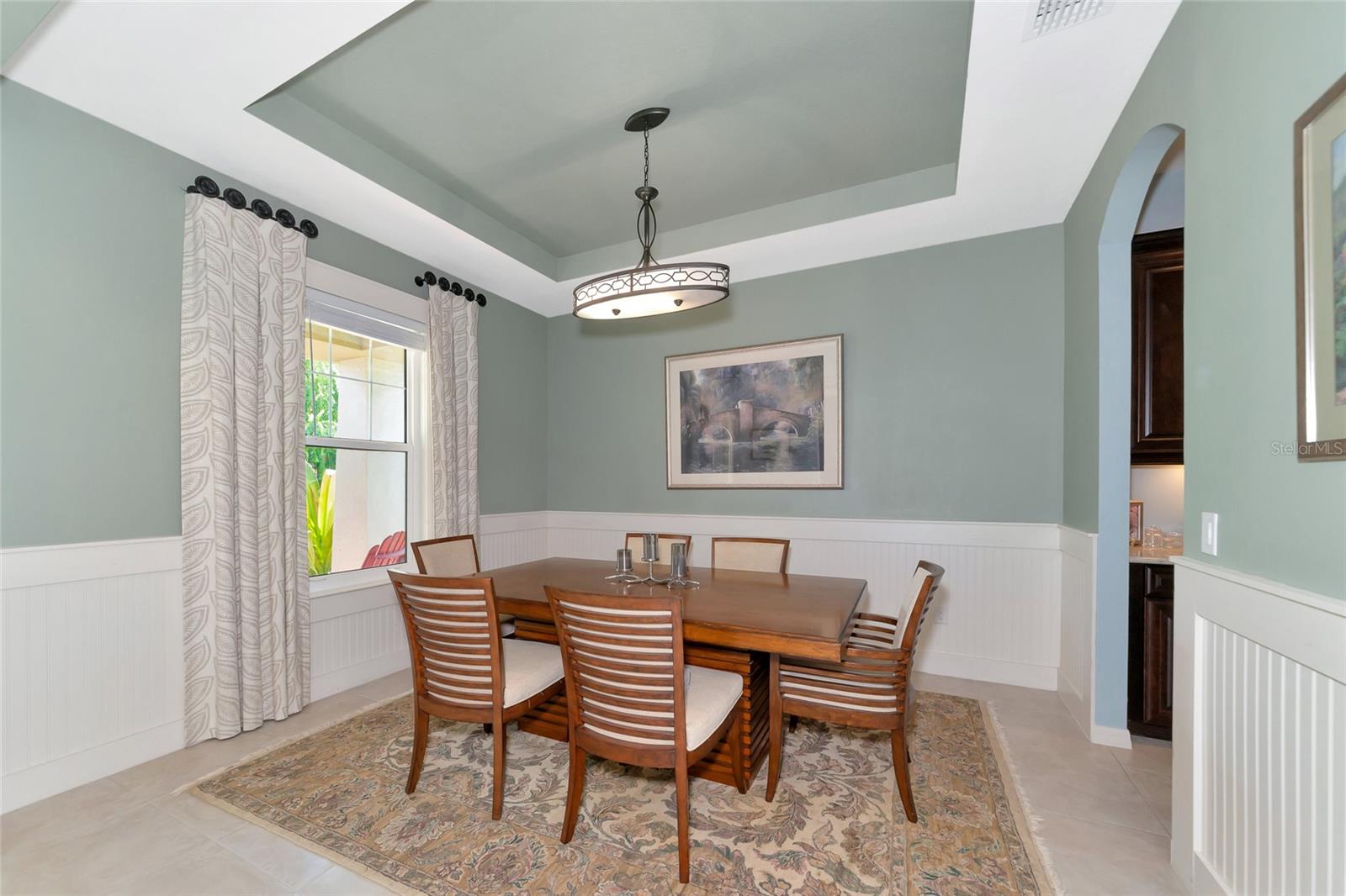 Listing photo id 24 for 6267 Anise Drive