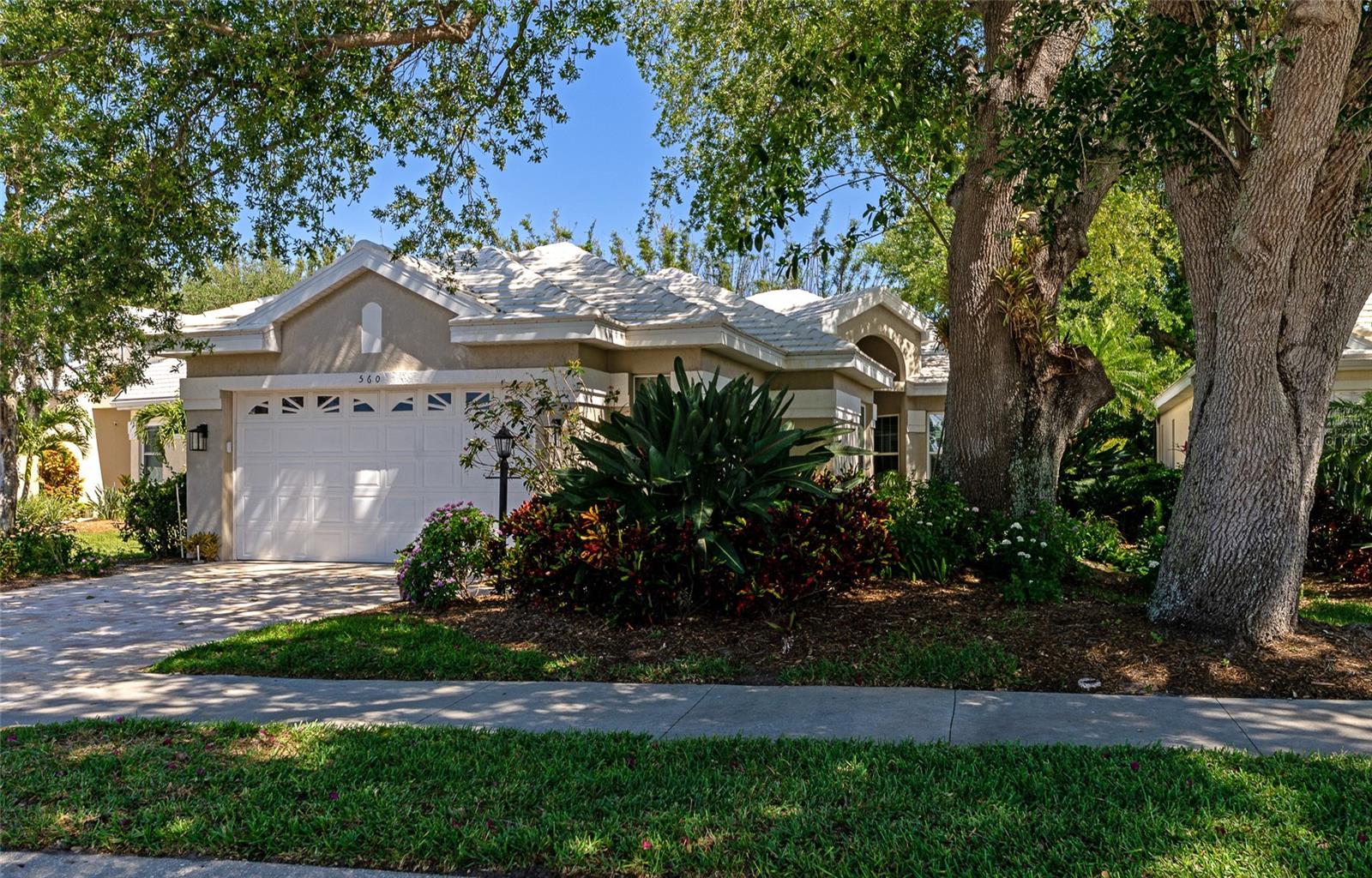 Details for 560 Fallbrook Drive, VENICE, FL 34292