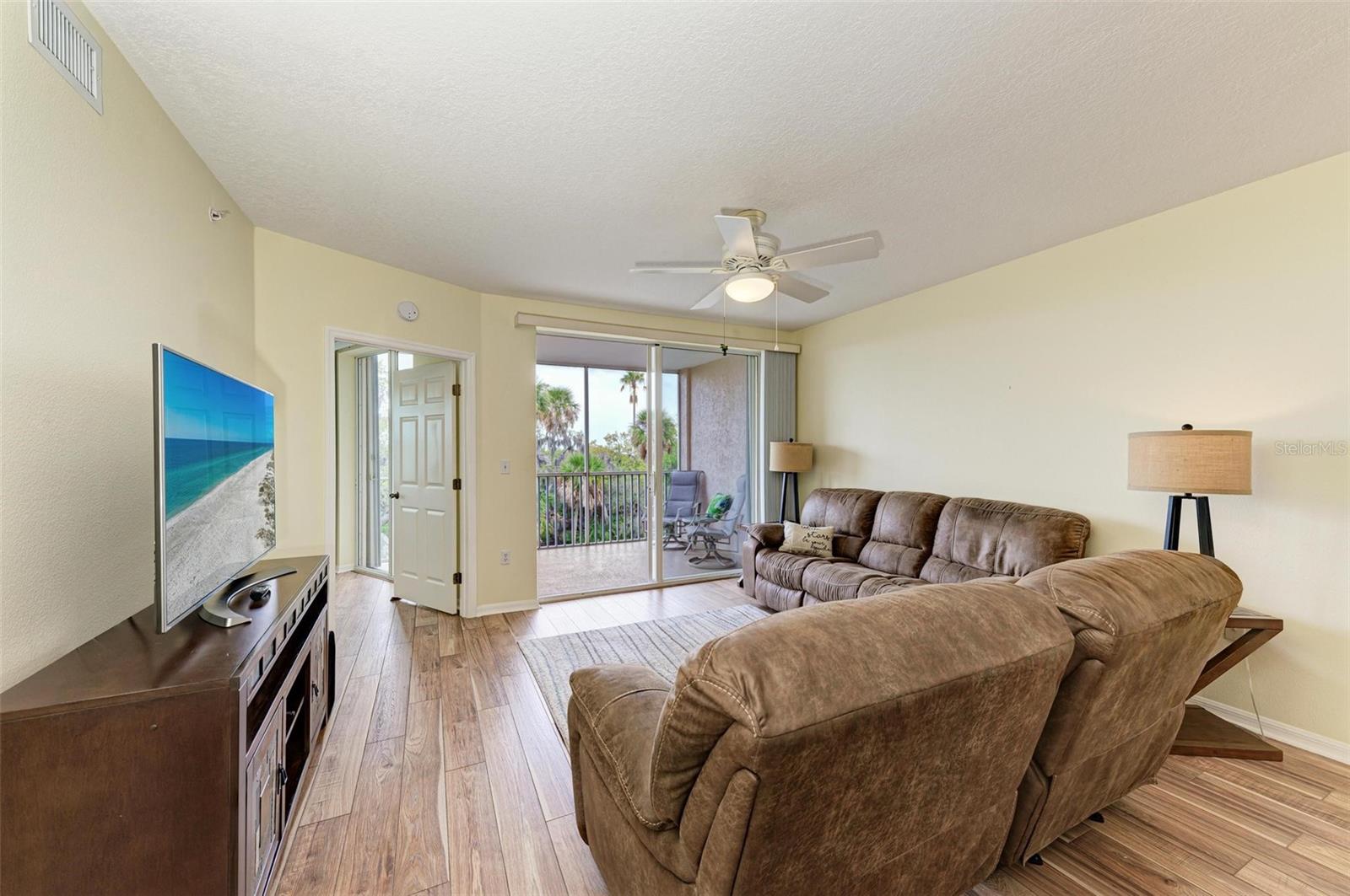 Image 18 of 66 For 2625 Terra Ceia Bay Boulevard 205