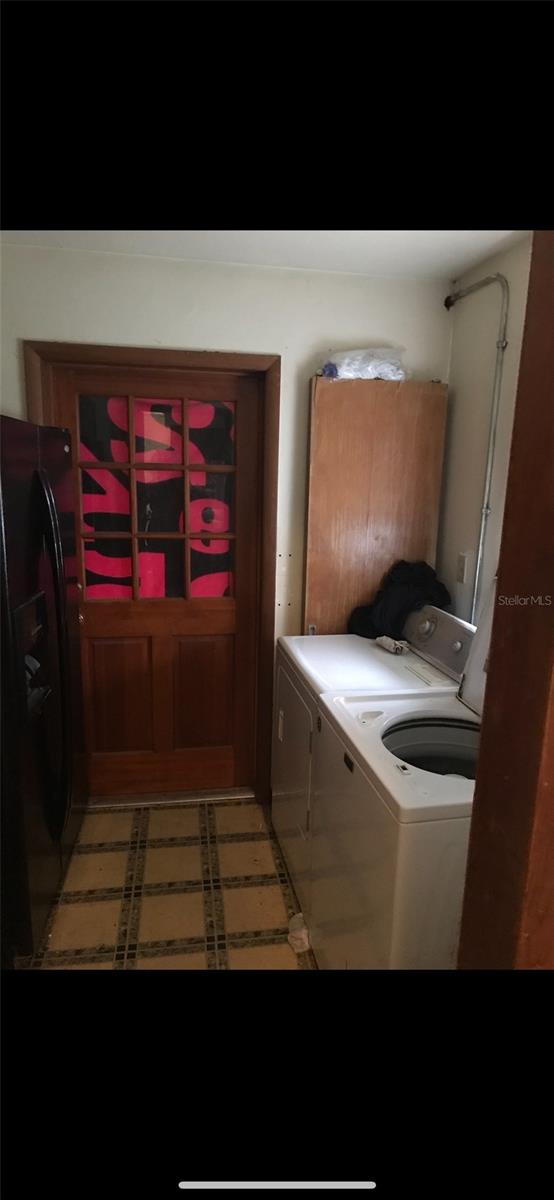 Image 5 of 7 For 22 Bridle Path