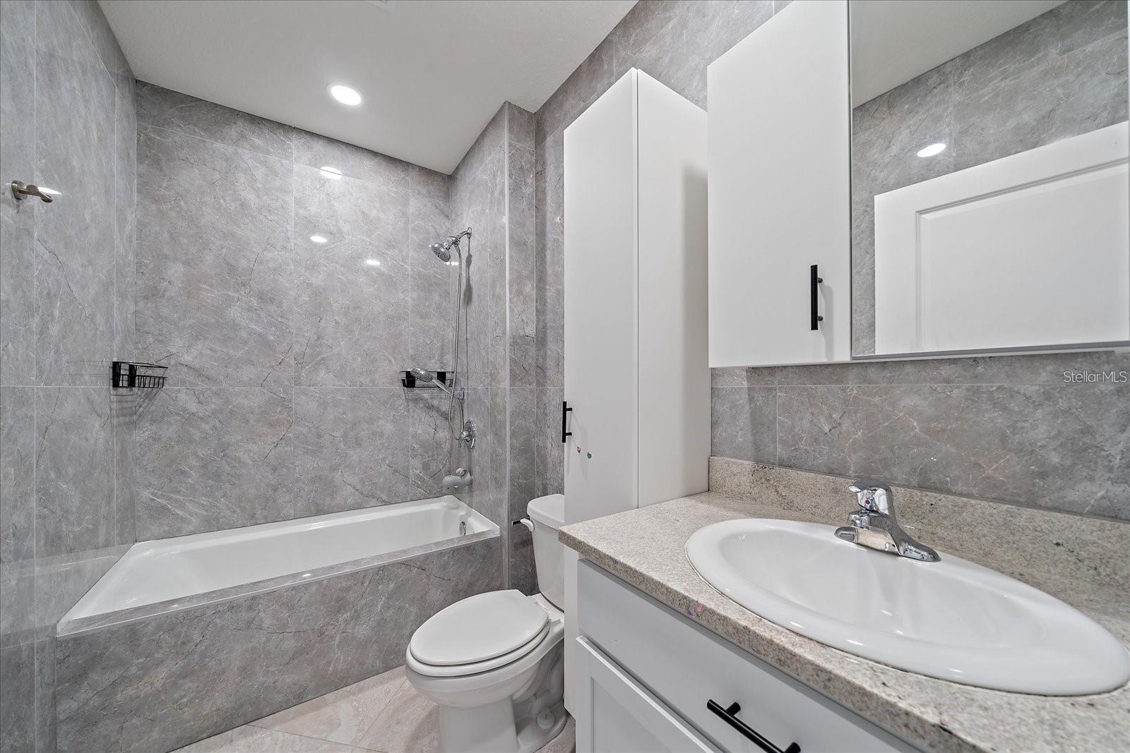 Image 26 of 30 For 5120 Vecchio Court