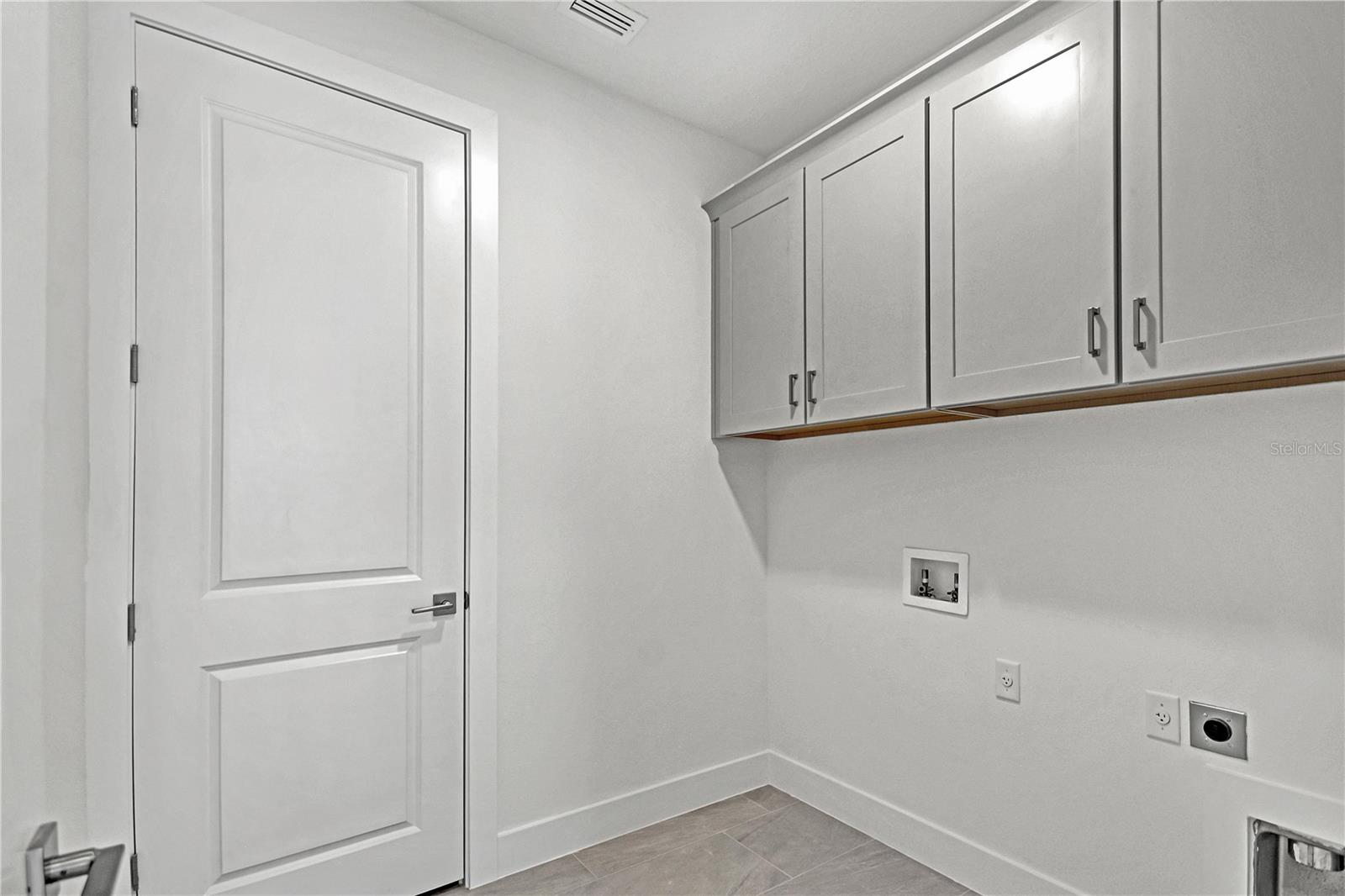Image 11 of 18 For 18854 Dayspring Place