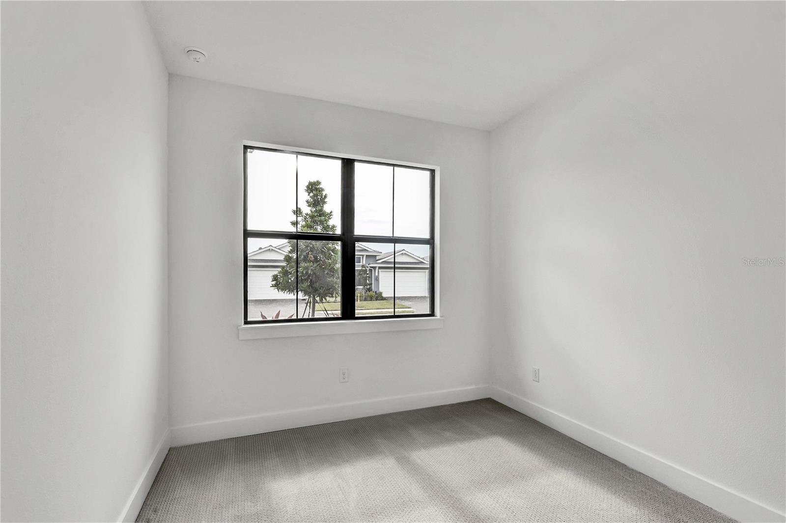 Image 13 of 18 For 18854 Dayspring Place