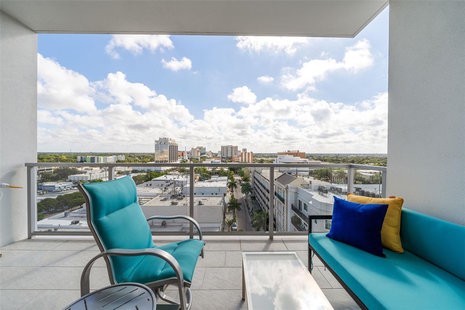 Listing photo id 27 for 111 Pineapple Avenue 903