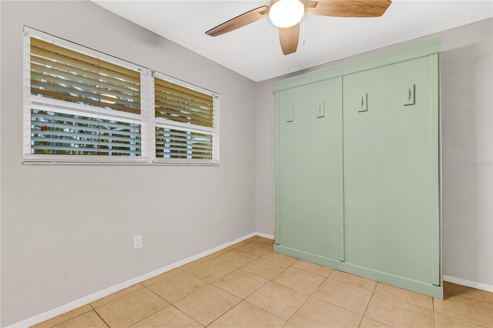 Image 18 of 22 For 251 Plantation Road