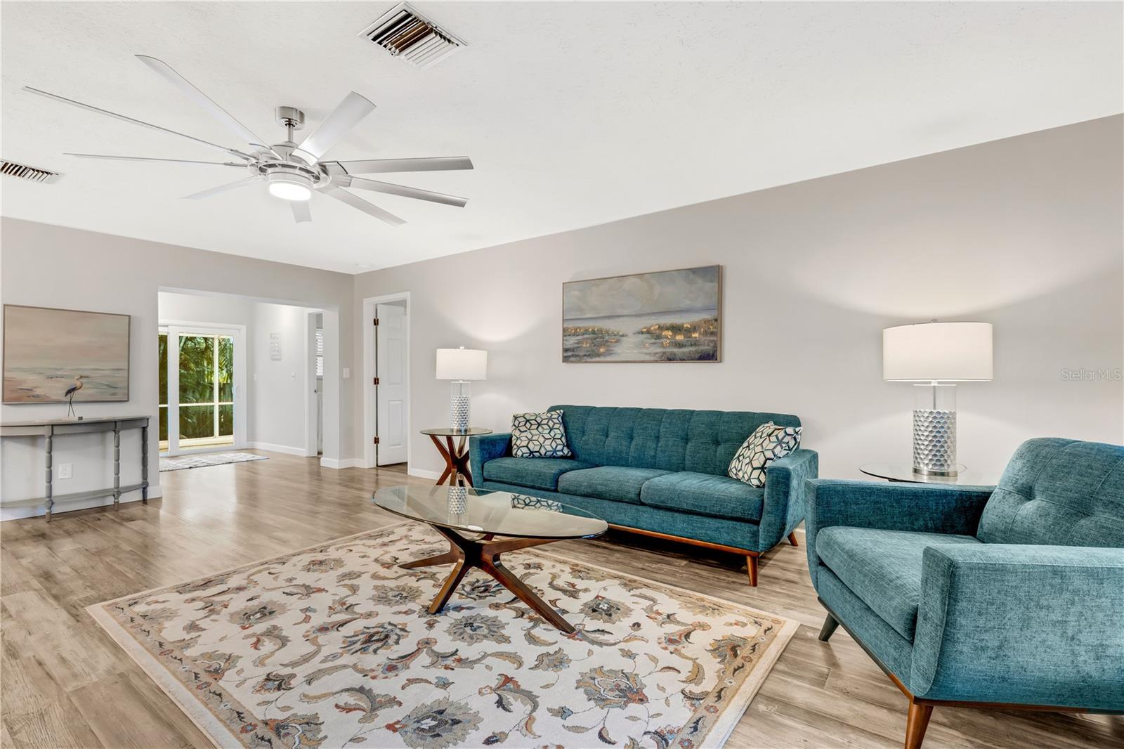 Image 7 of 22 For 251 Plantation Road