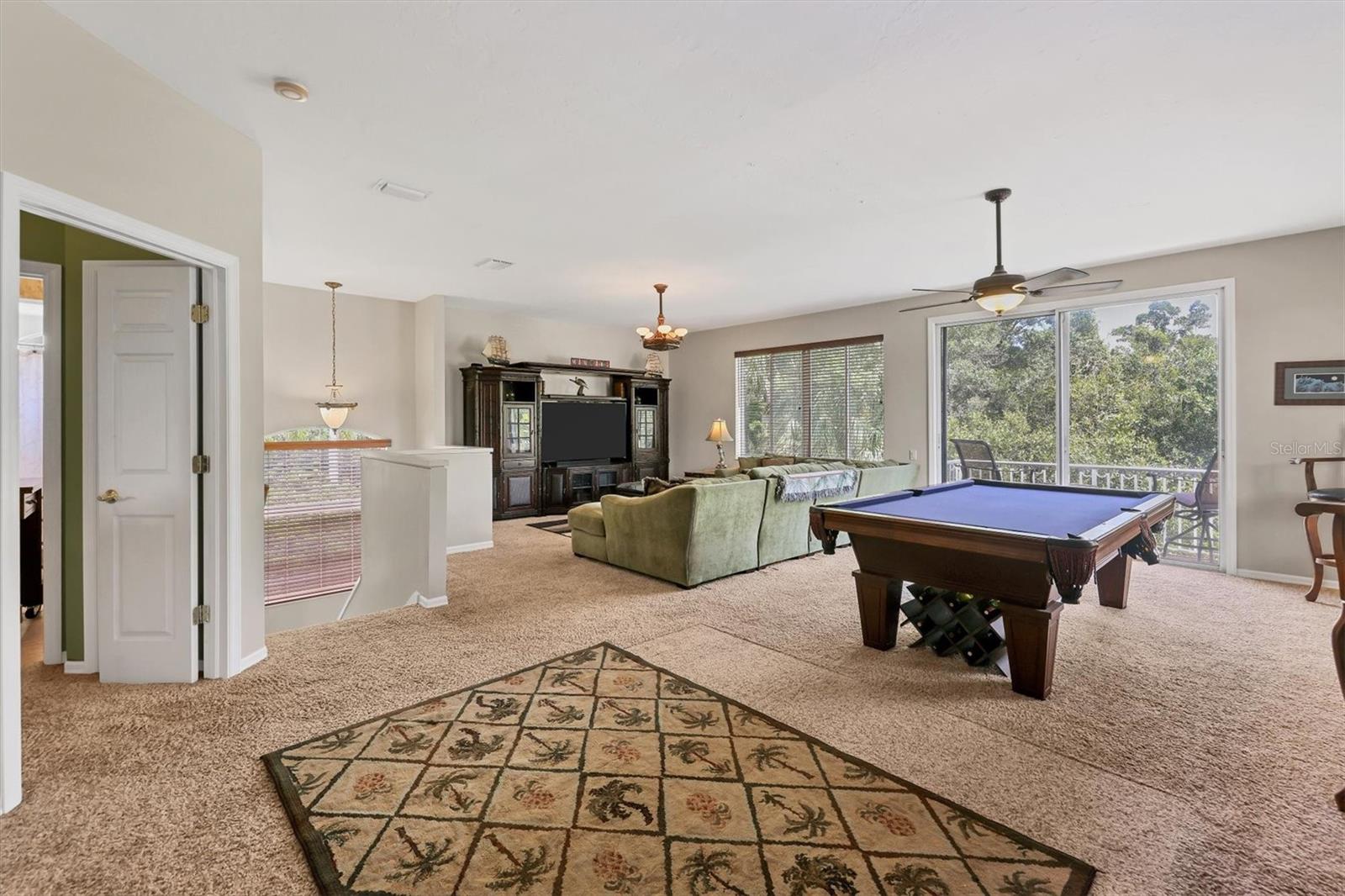 Listing photo id 20 for 9915 Old Hyde Park Place