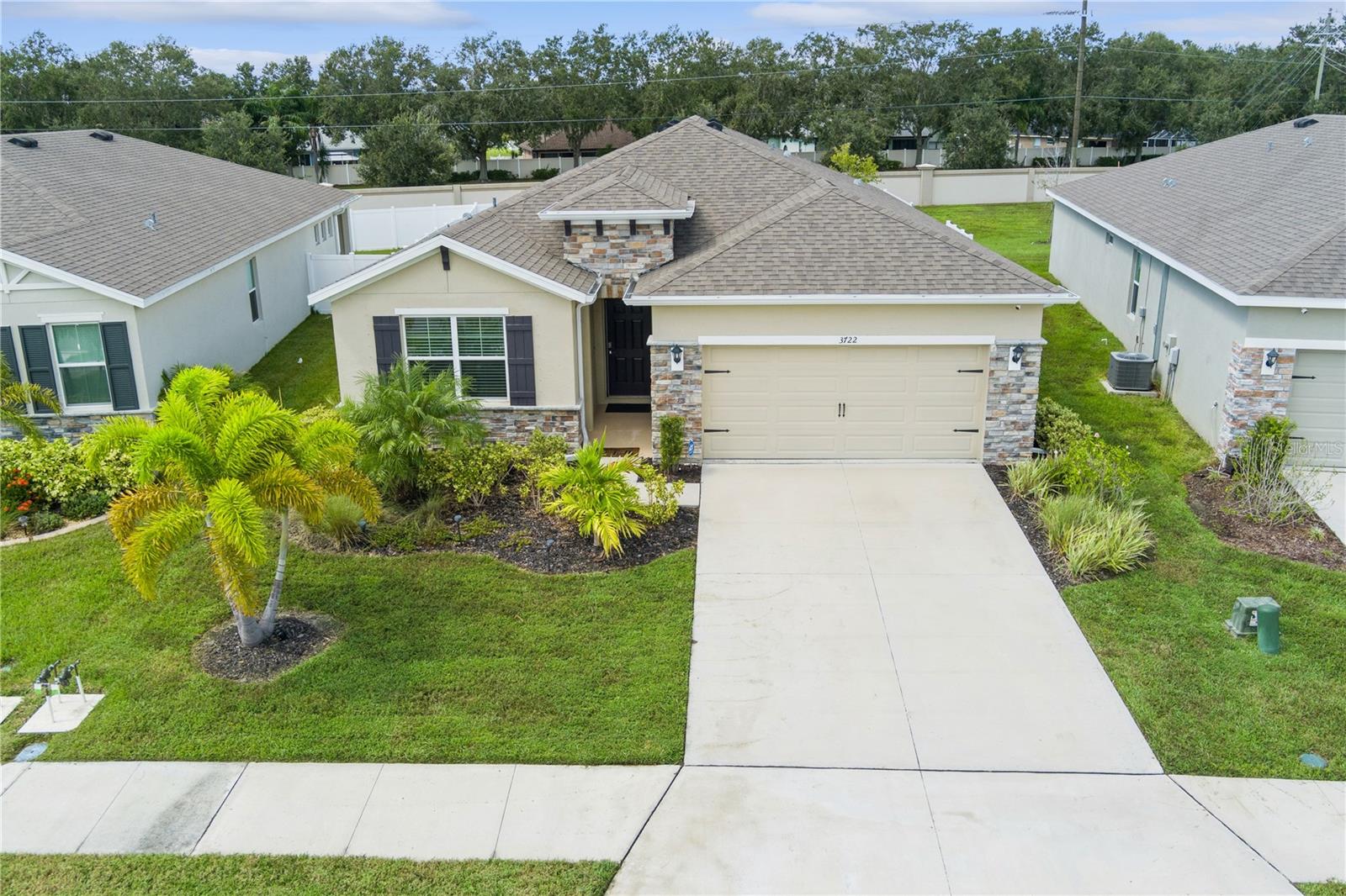 Details for 3722 Mossy Limb Court, PALMETTO, FL 34221