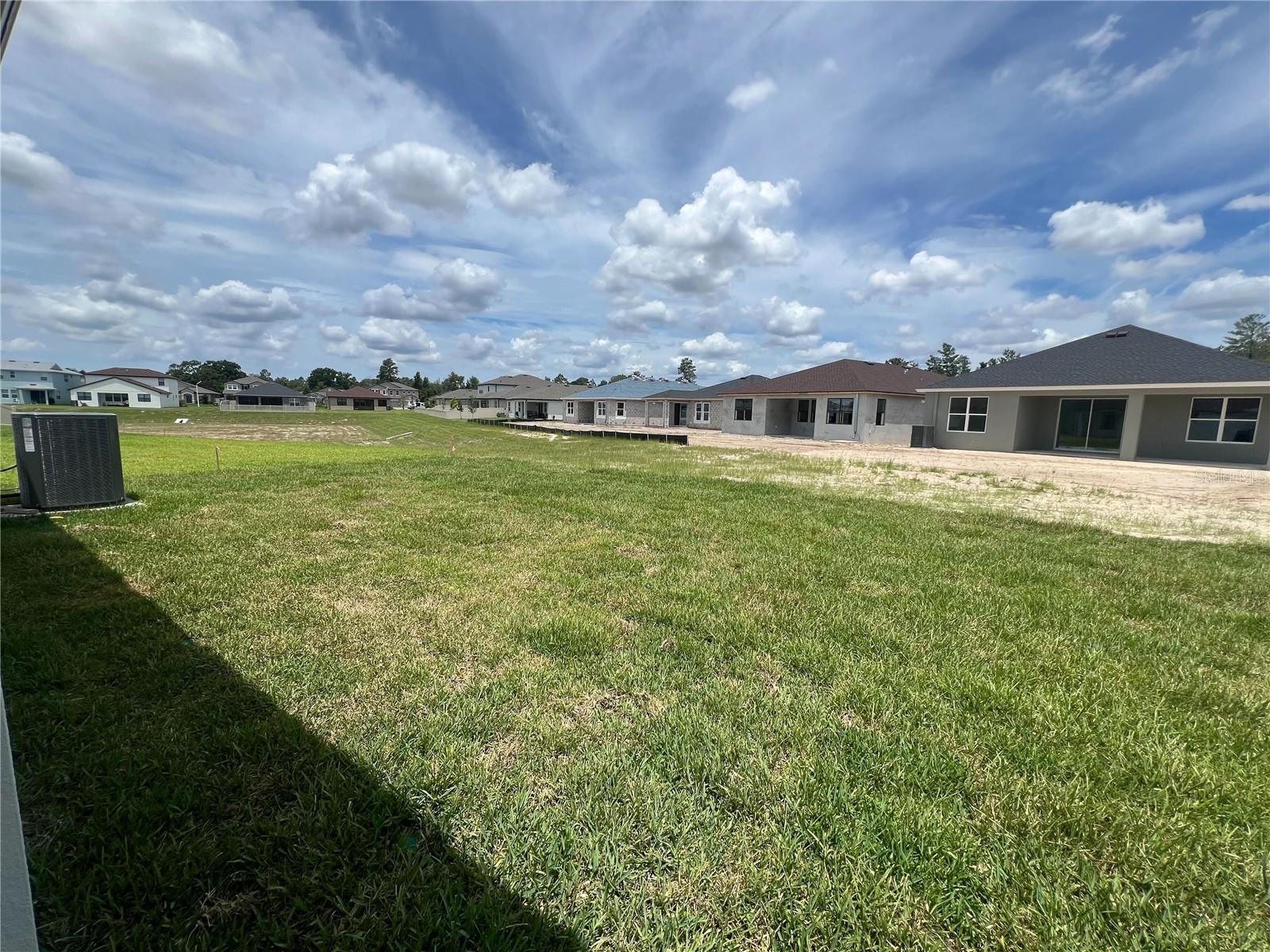 Image 19 of 28 For 766 Hillshire Place