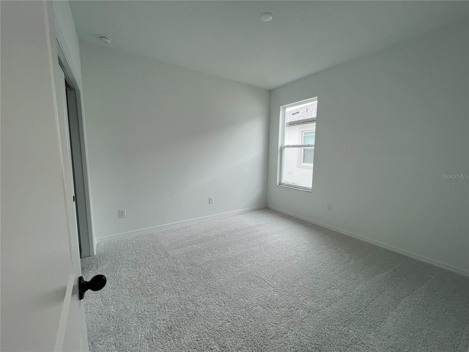 Image 22 of 28 For 766 Hillshire Place