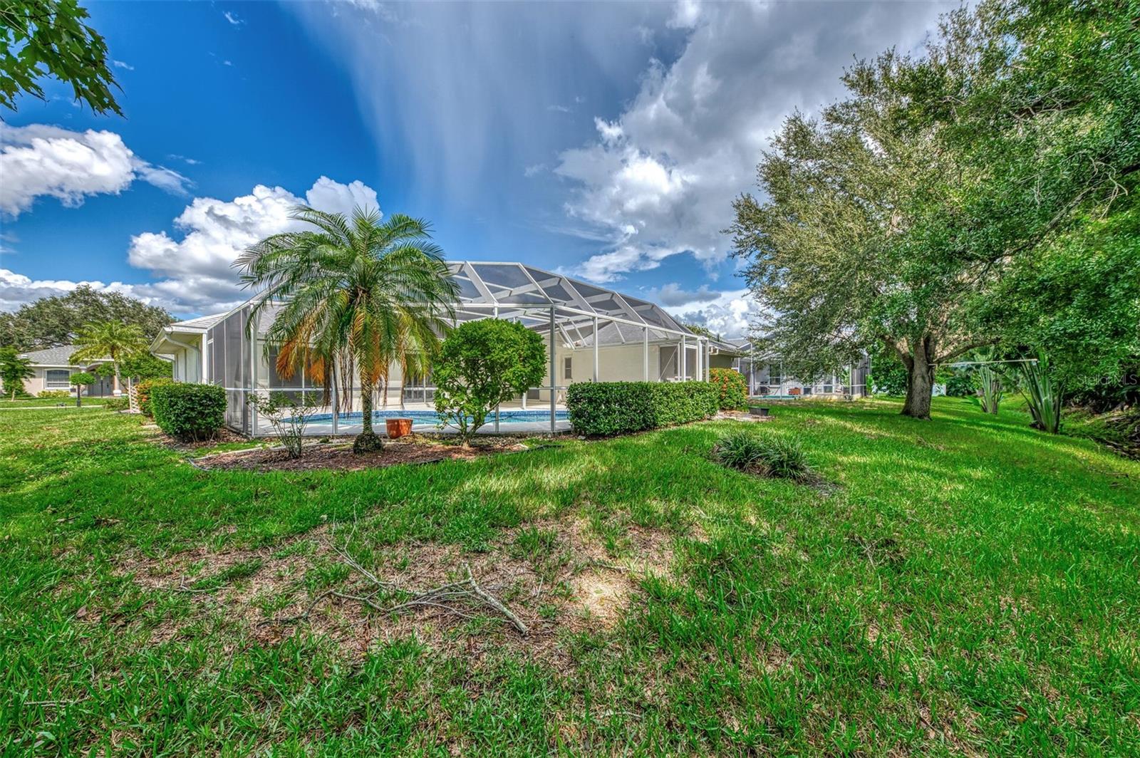 Listing photo id 56 for 5726 Stone Pointe Drive