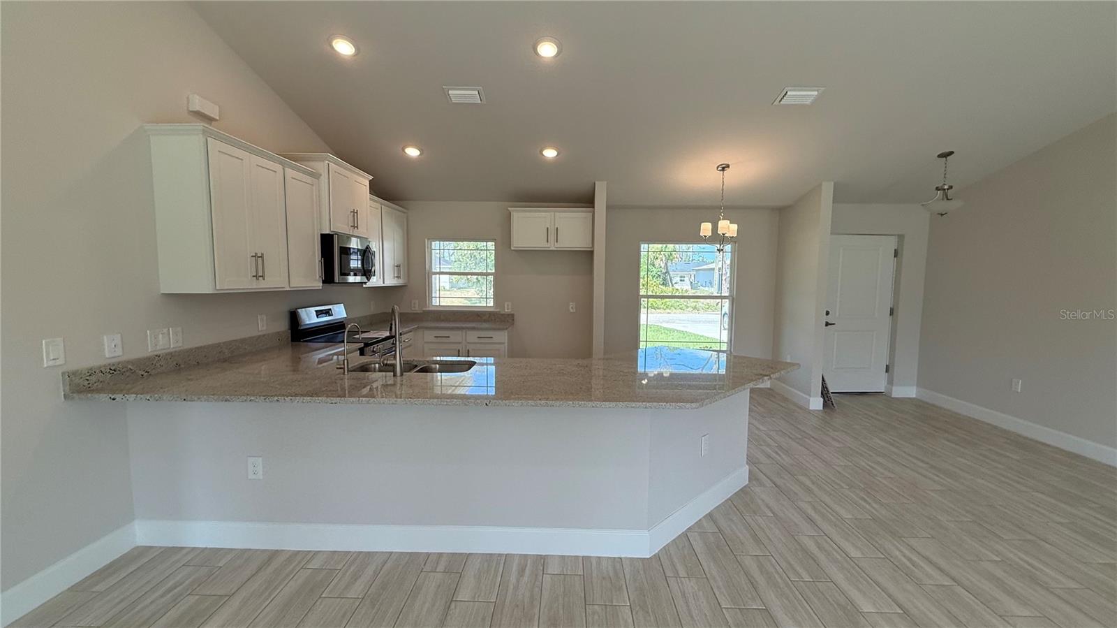 Image 3 of 14 For 2132 Nordendale Boulevard