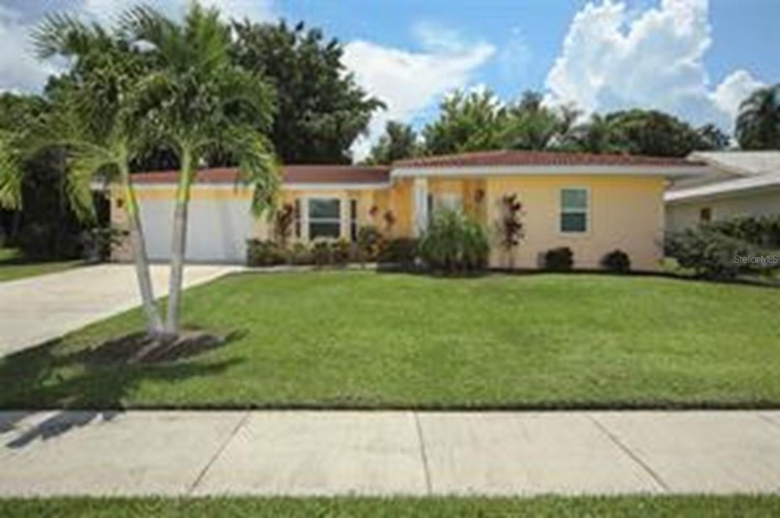 Details for 2943 Tuckerstown Drive, SARASOTA, FL 34231