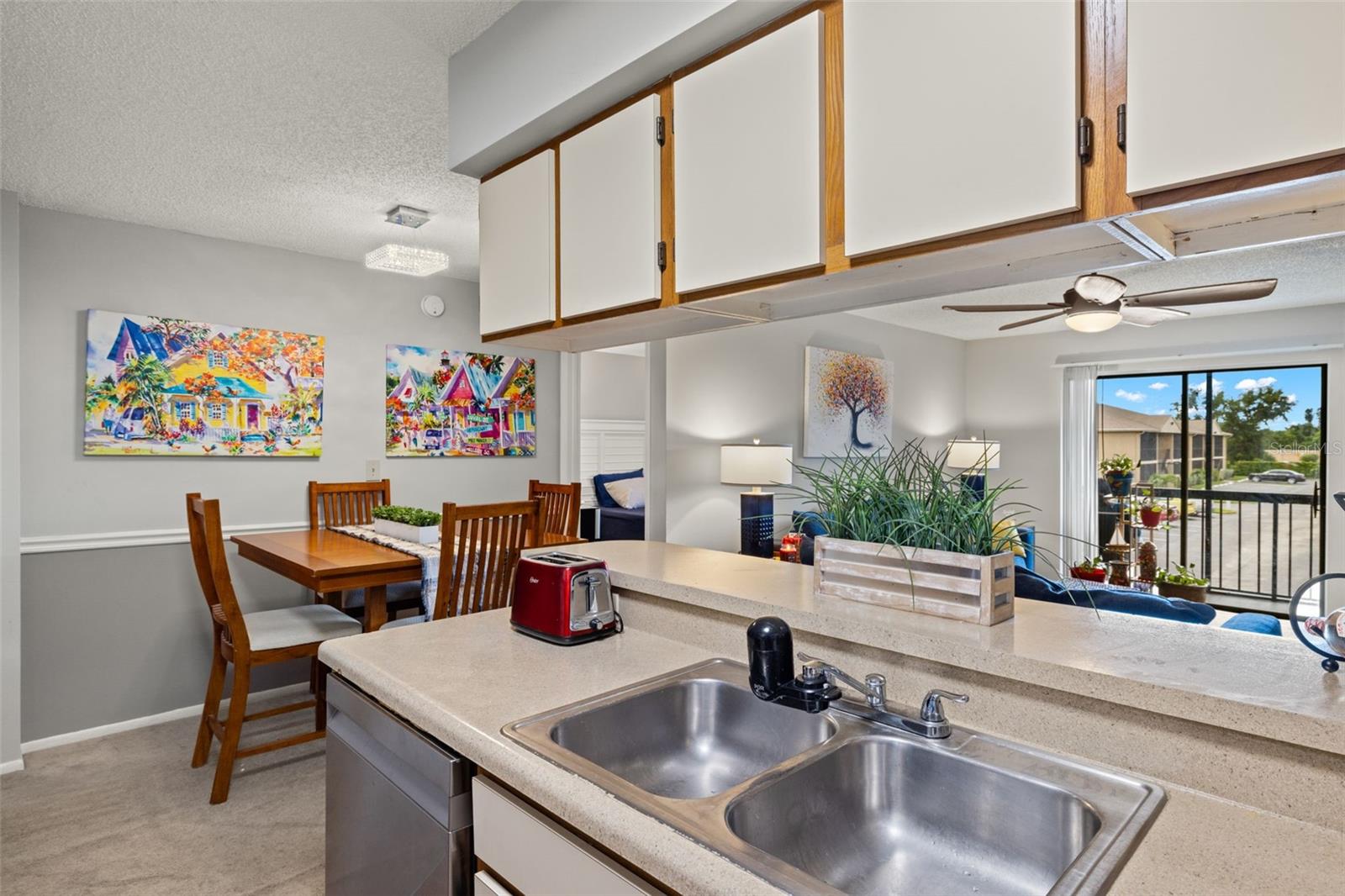 Image 11 of 25 For 5313 Summerlin Road 1314