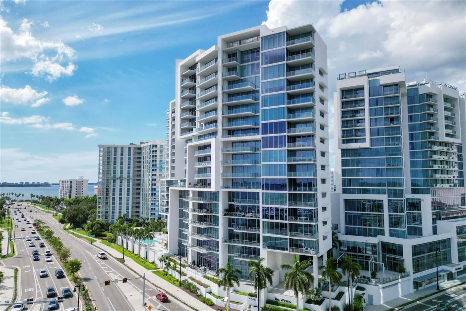 Listing photo id 48 for 1155 Gulfstream Avenue 1606