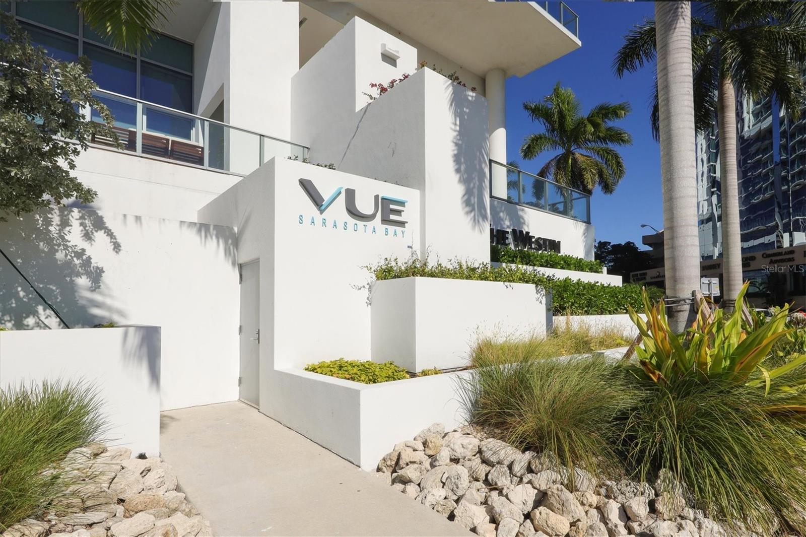 Listing photo id 62 for 1155 Gulfstream Avenue 1606