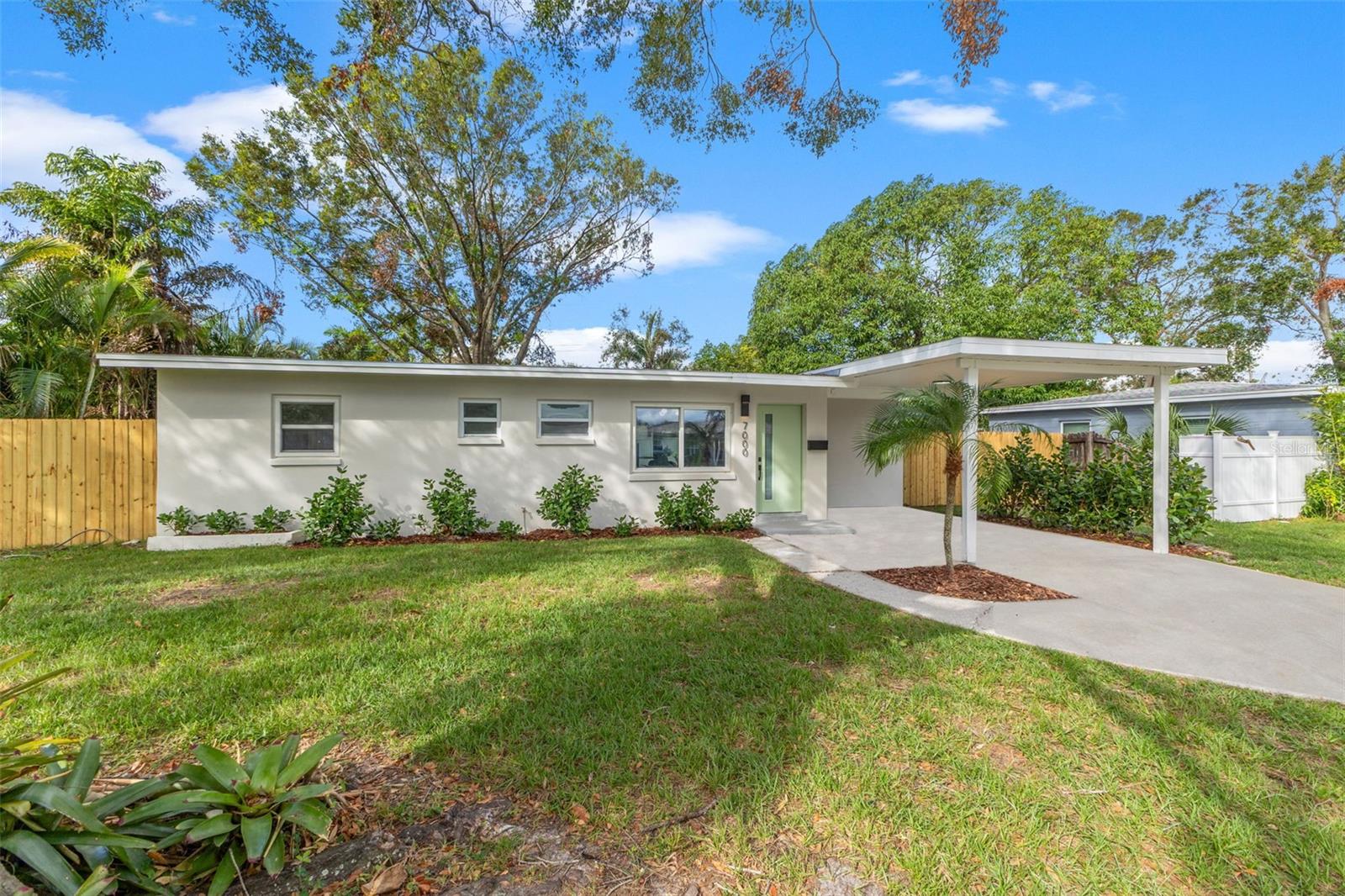 Details for 7000 19th Way N, ST PETERSBURG, FL 33702