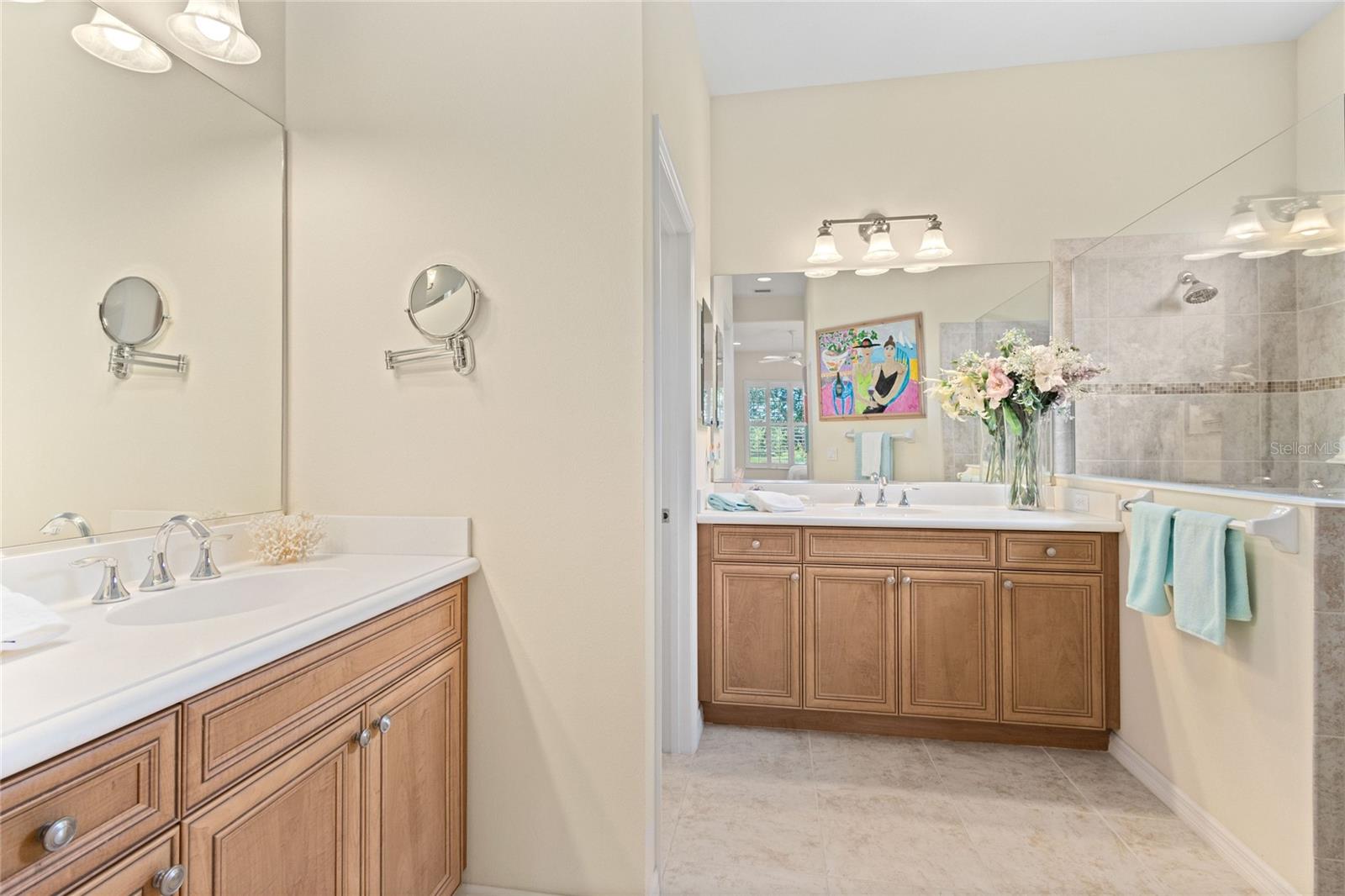 Image 22 of 57 For 12121 Thornhill Court