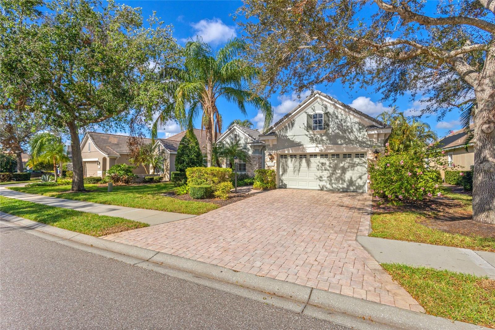 Image 3 of 57 For 12121 Thornhill Court